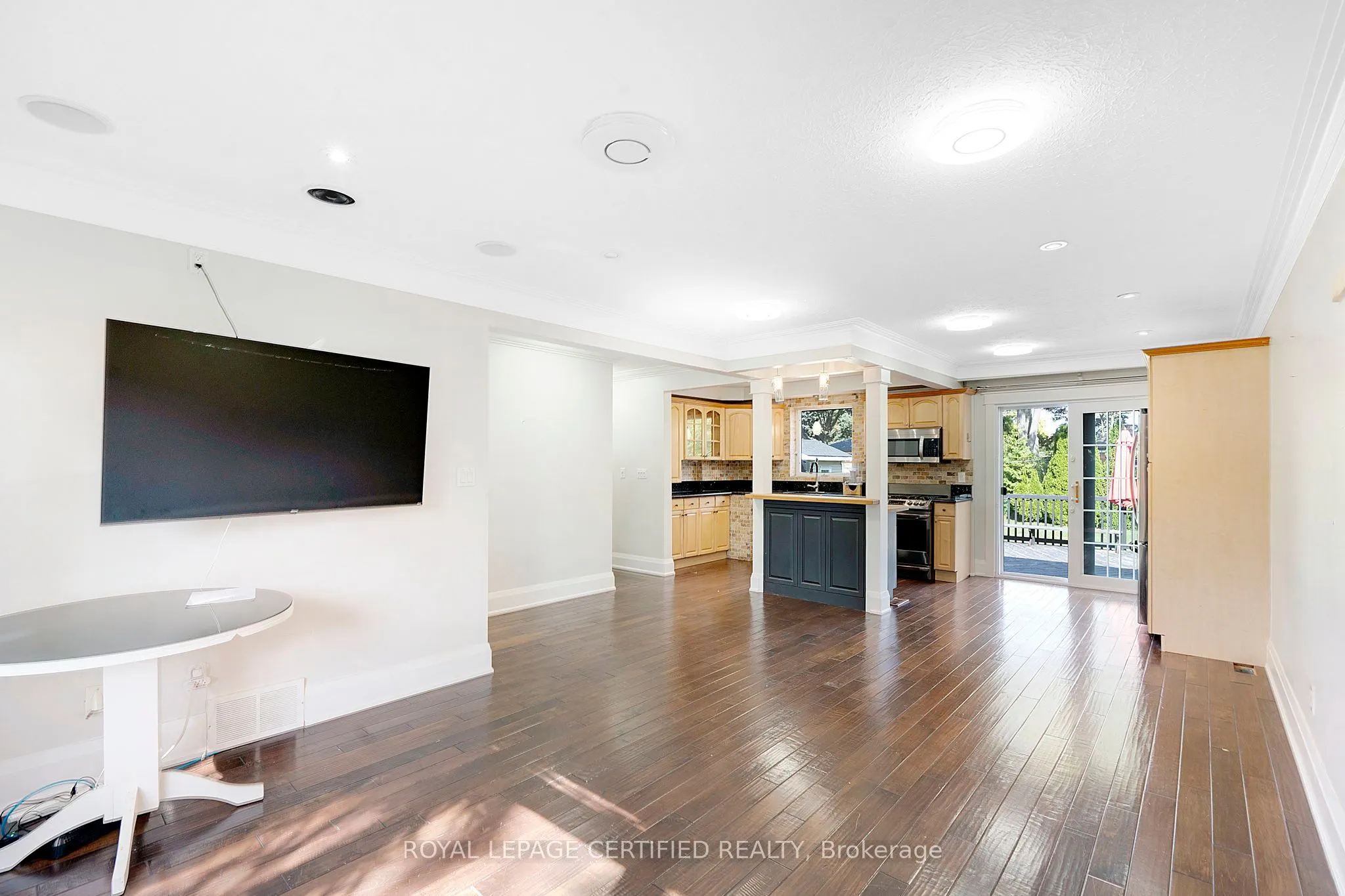 231 Woodale Avenue