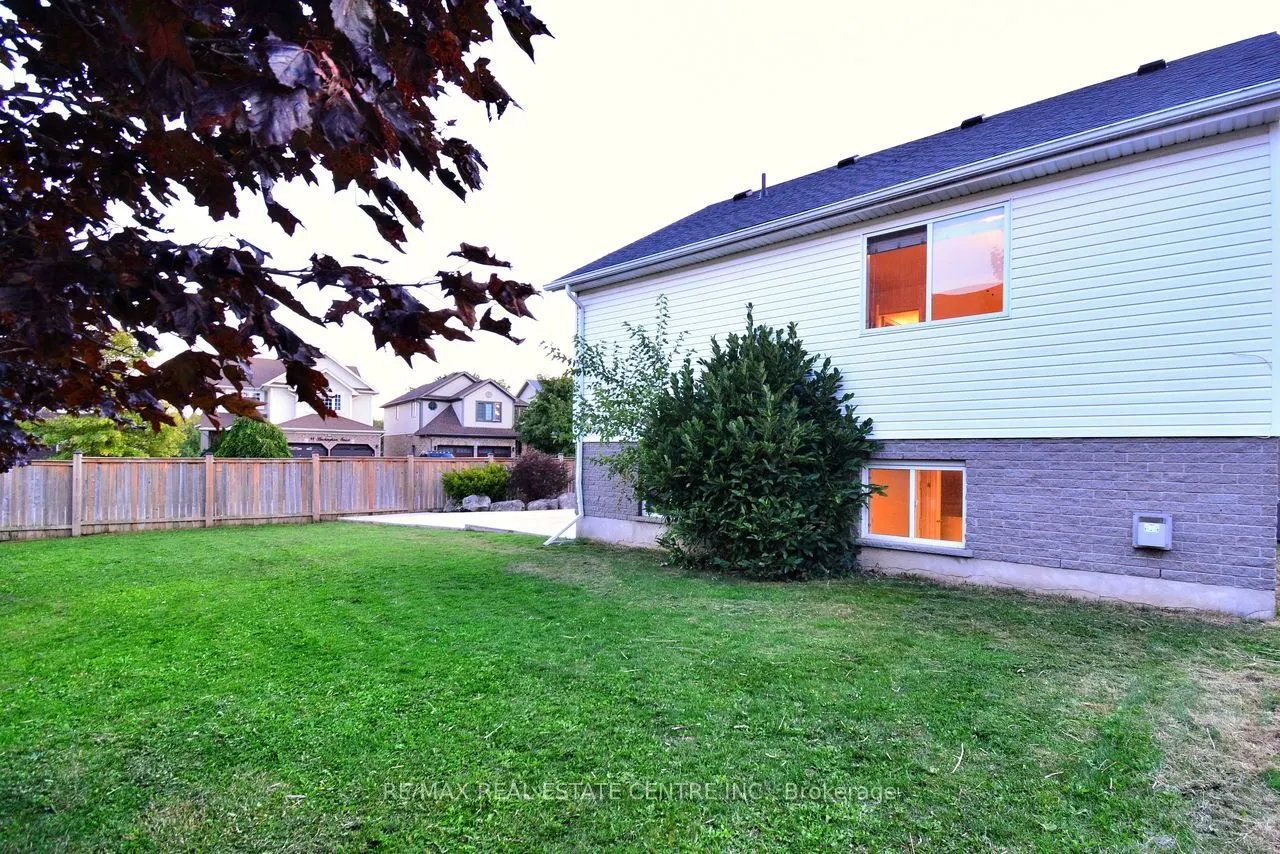 2 Althorp Drive