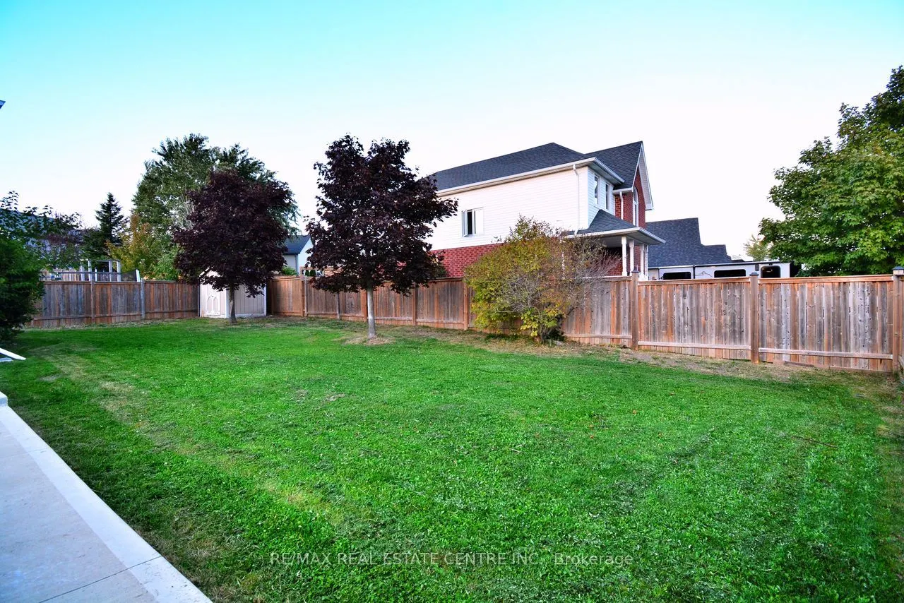 2 Althorp Drive