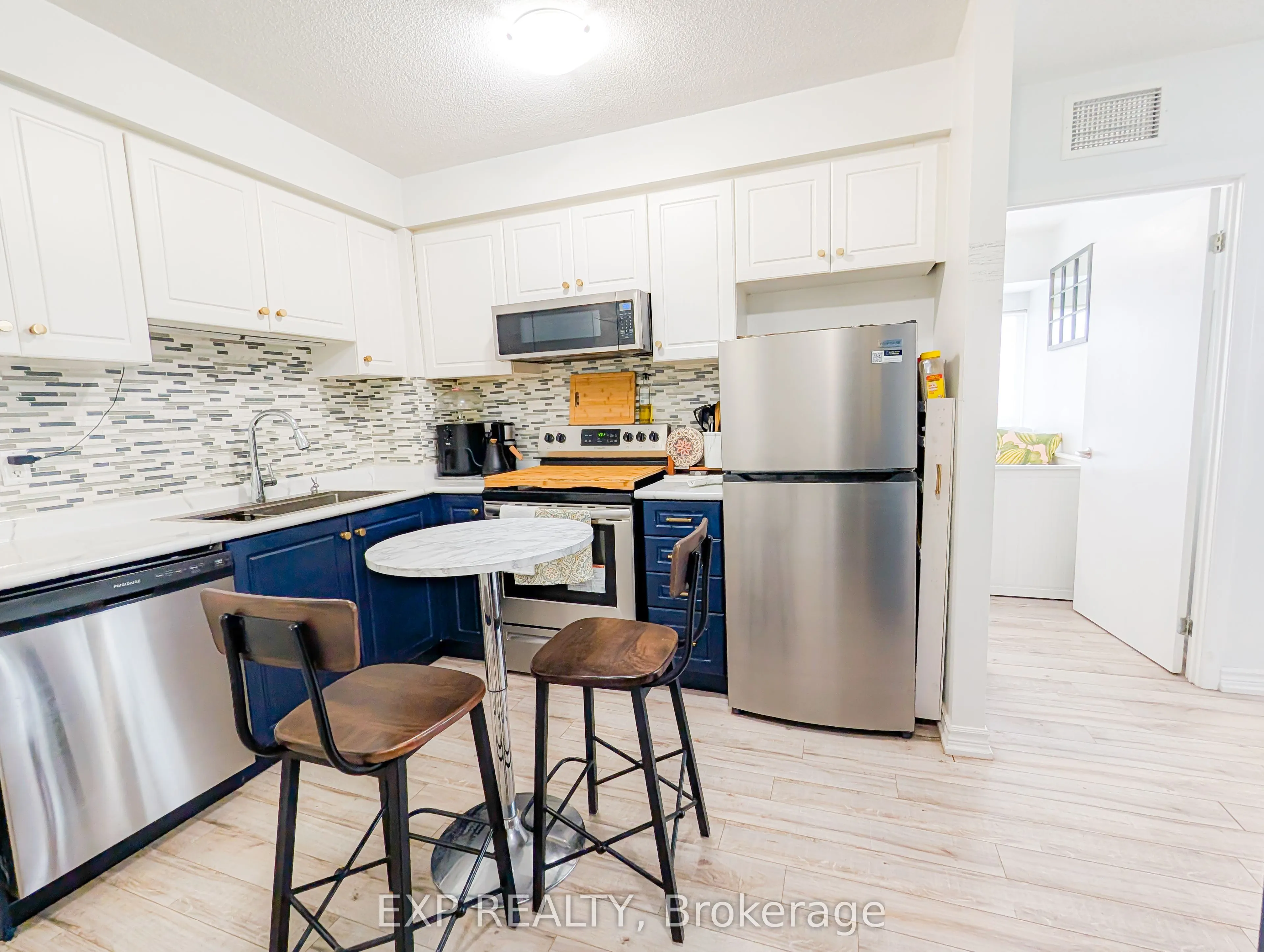 2464 Weston Road, #1010