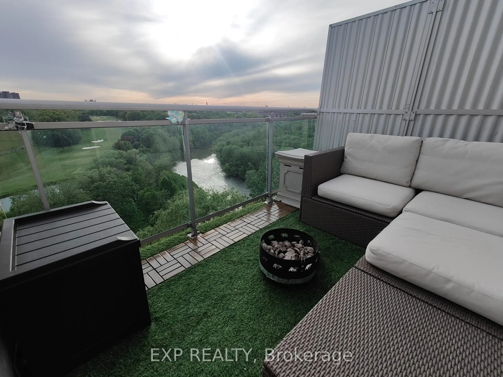 2464 Weston Road, #1010