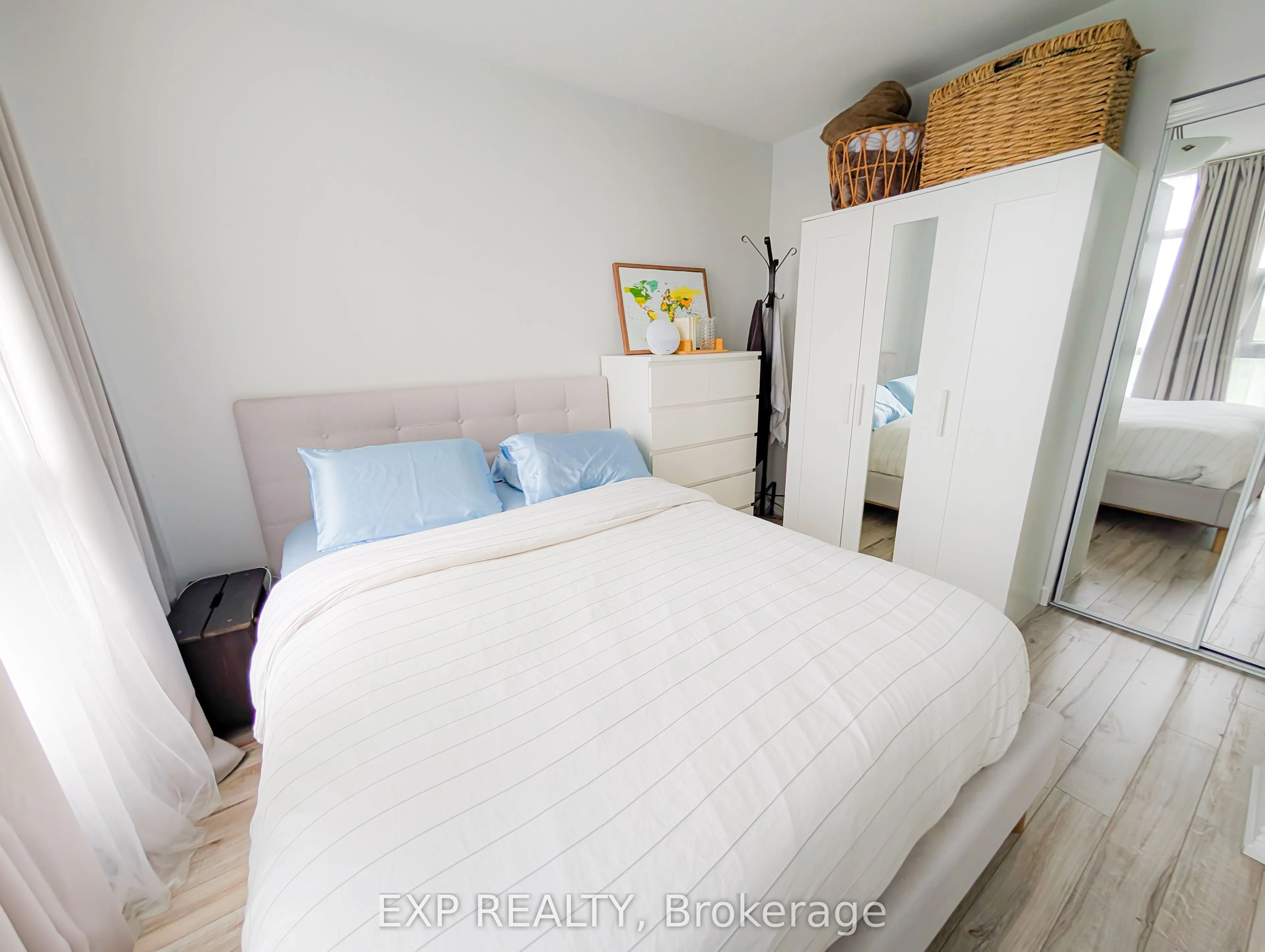 2464 Weston Road, #1010
