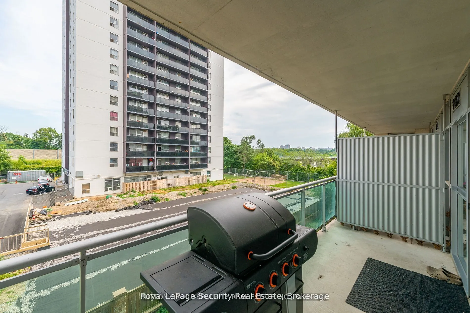 2464 Weston Road, #307