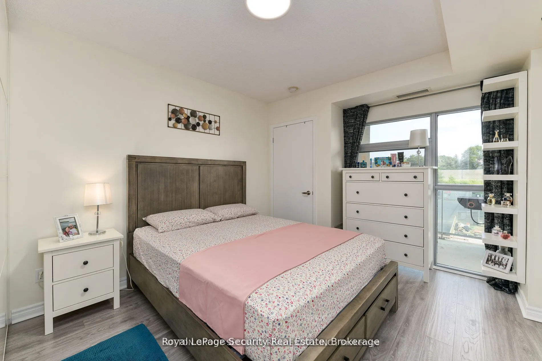 2464 Weston Road, #307