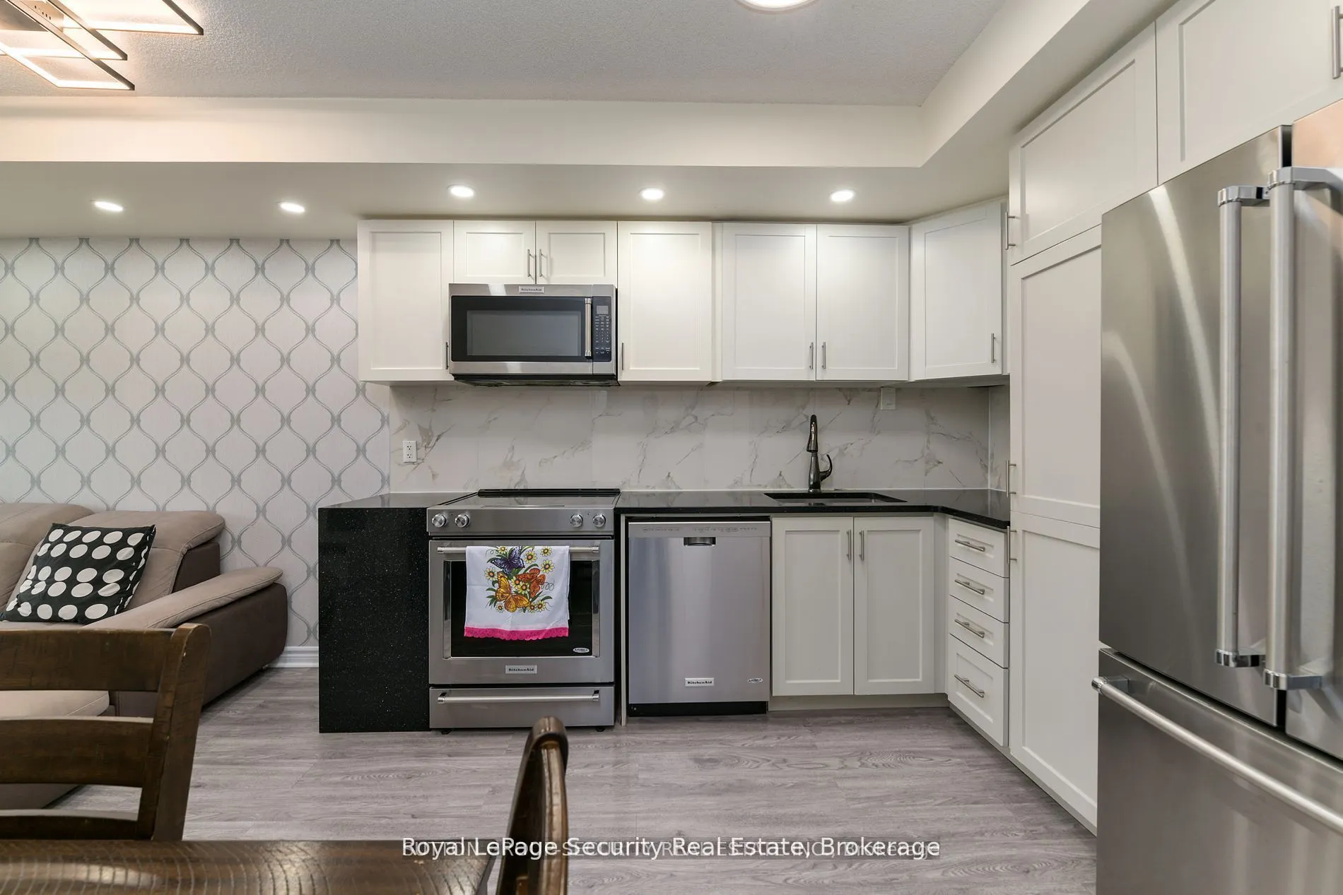 2464 Weston Road, #307