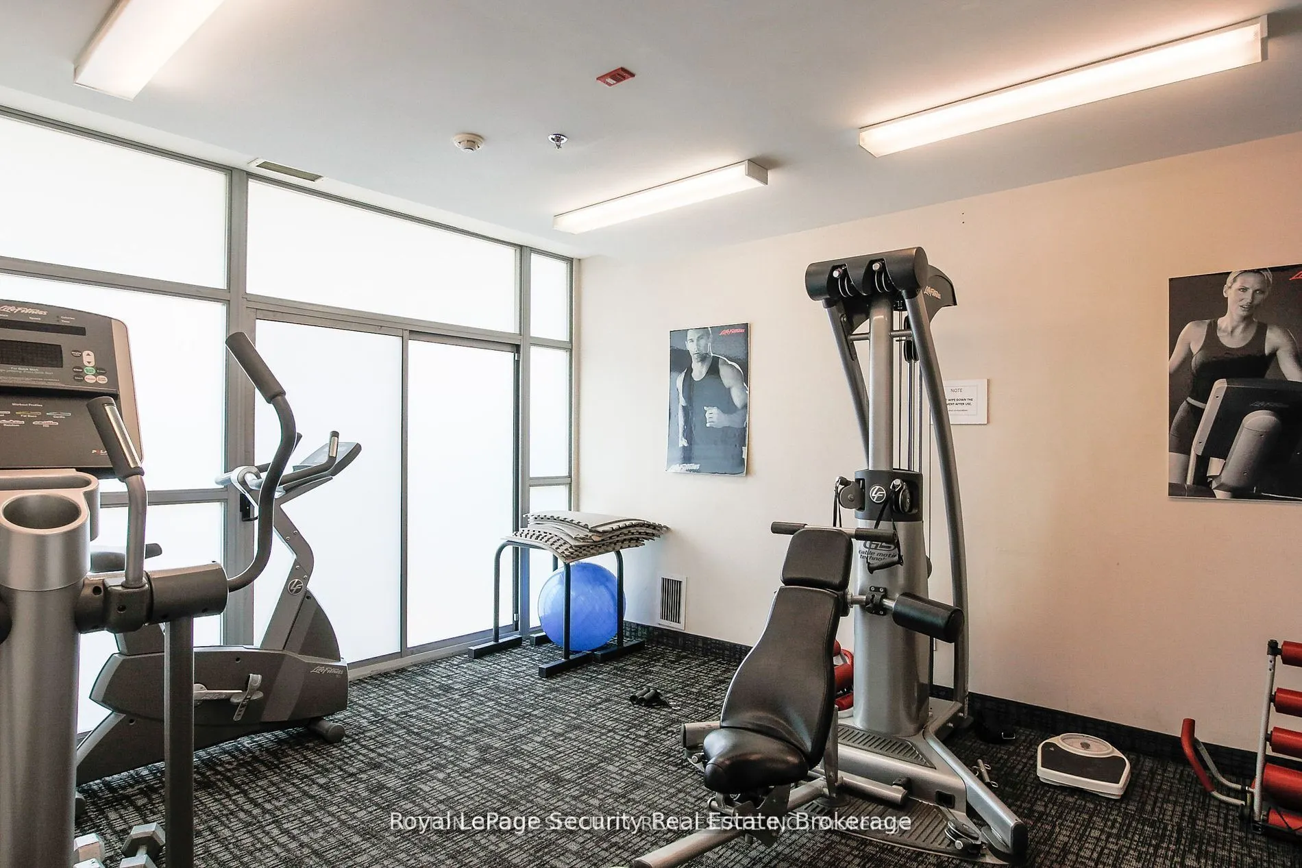 2464 Weston Road, #307