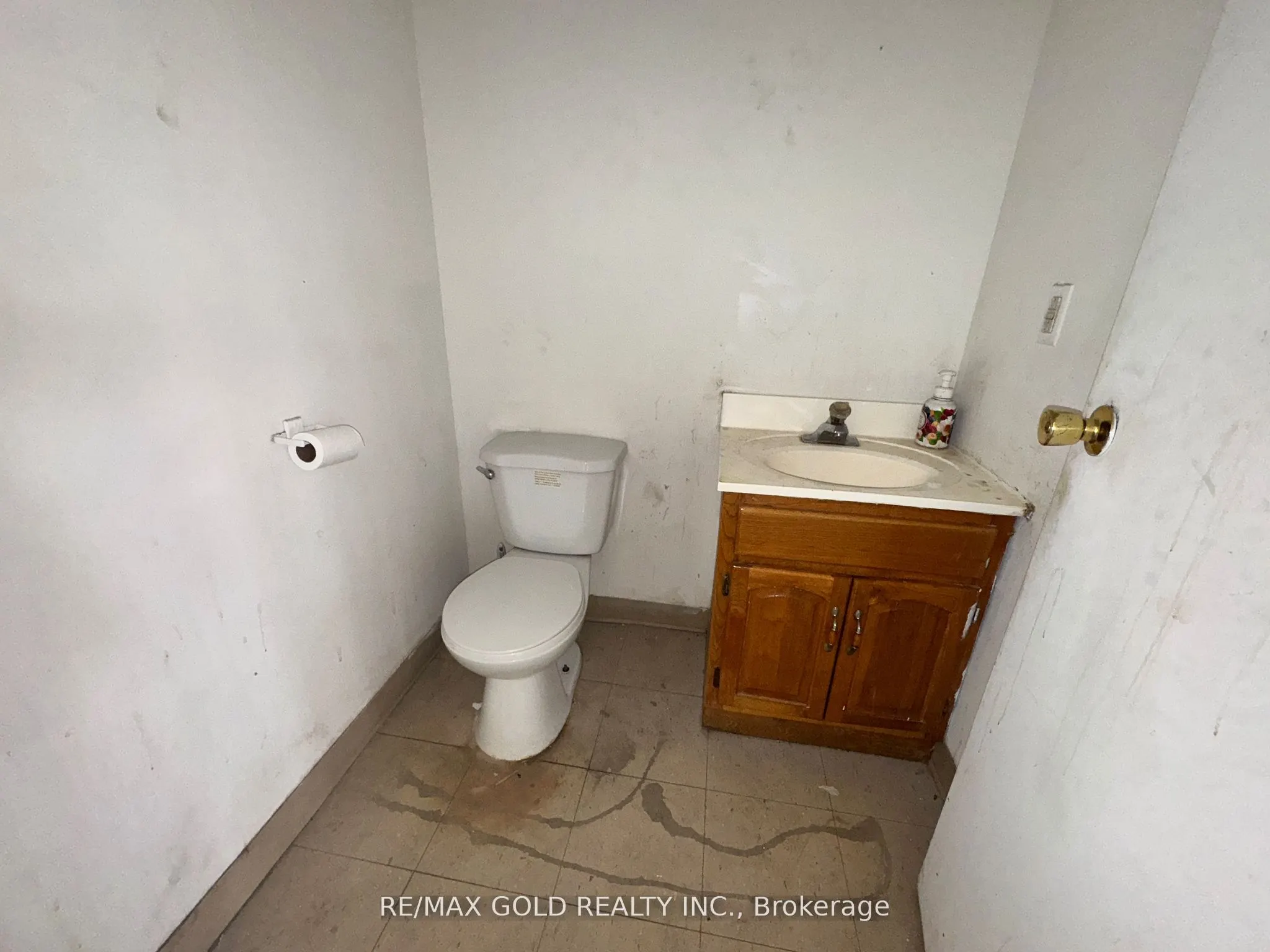 1935 Drew Road, ##6&7