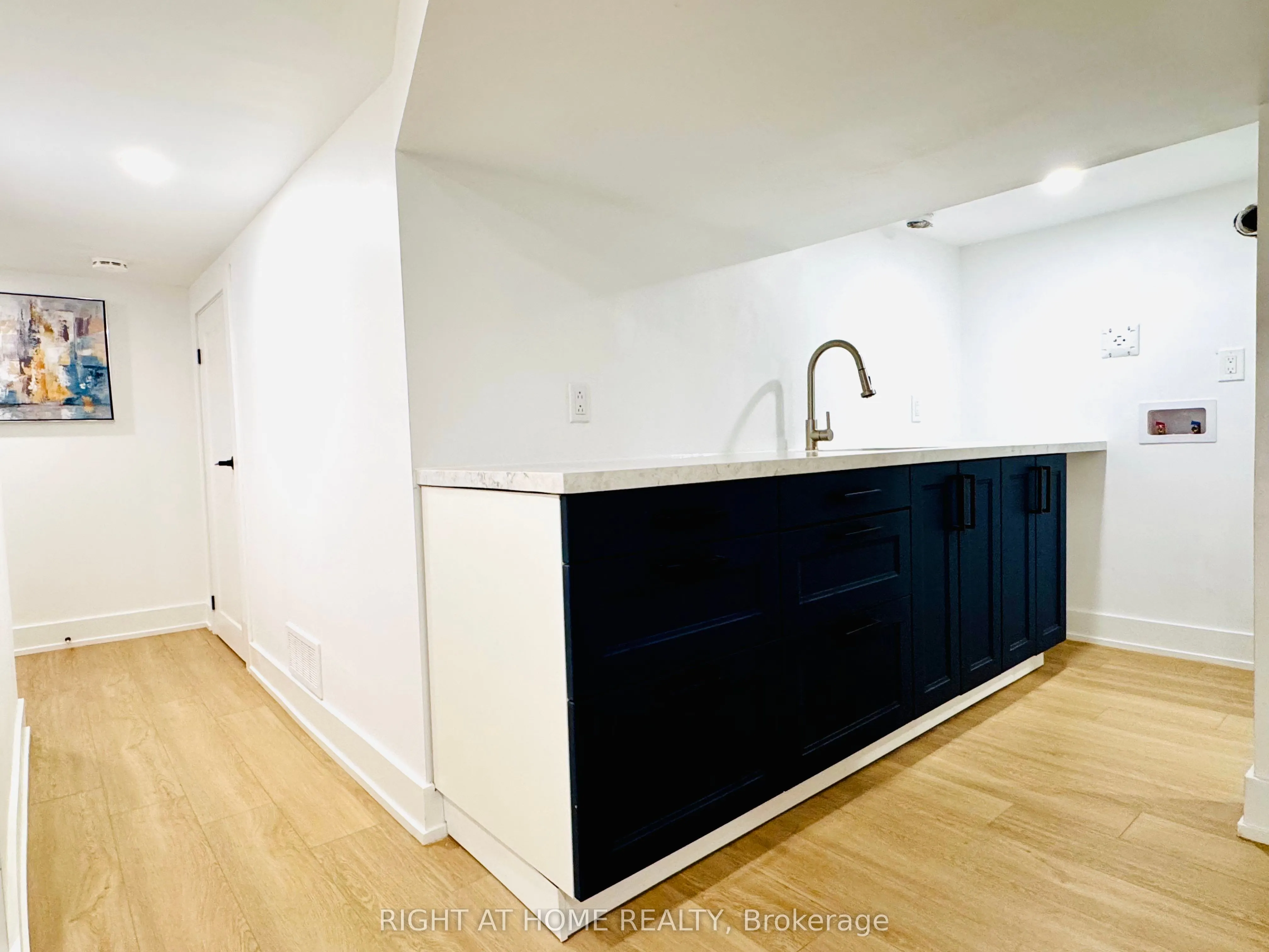 28 Pendeen Avenue