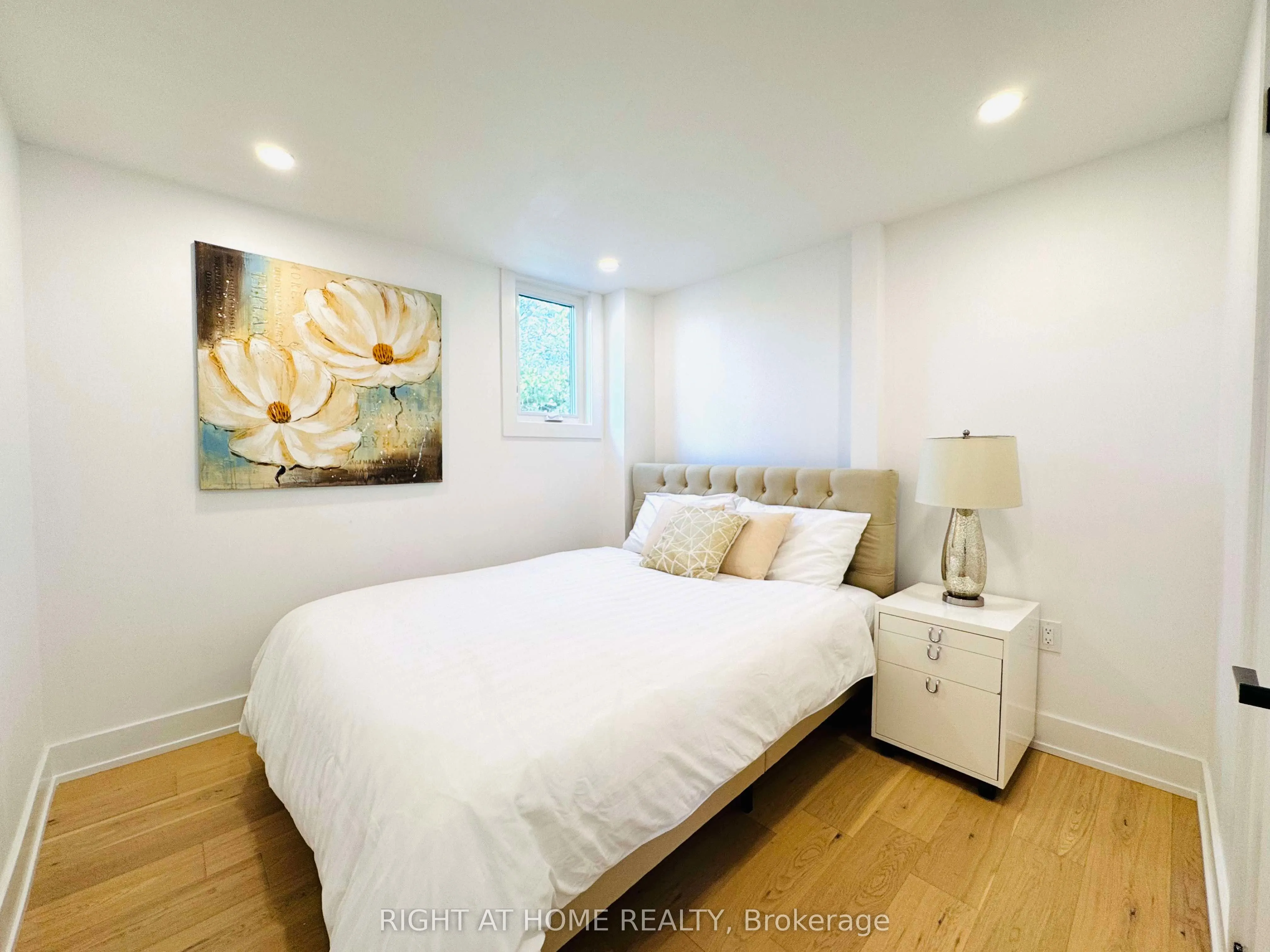 28 Pendeen Avenue