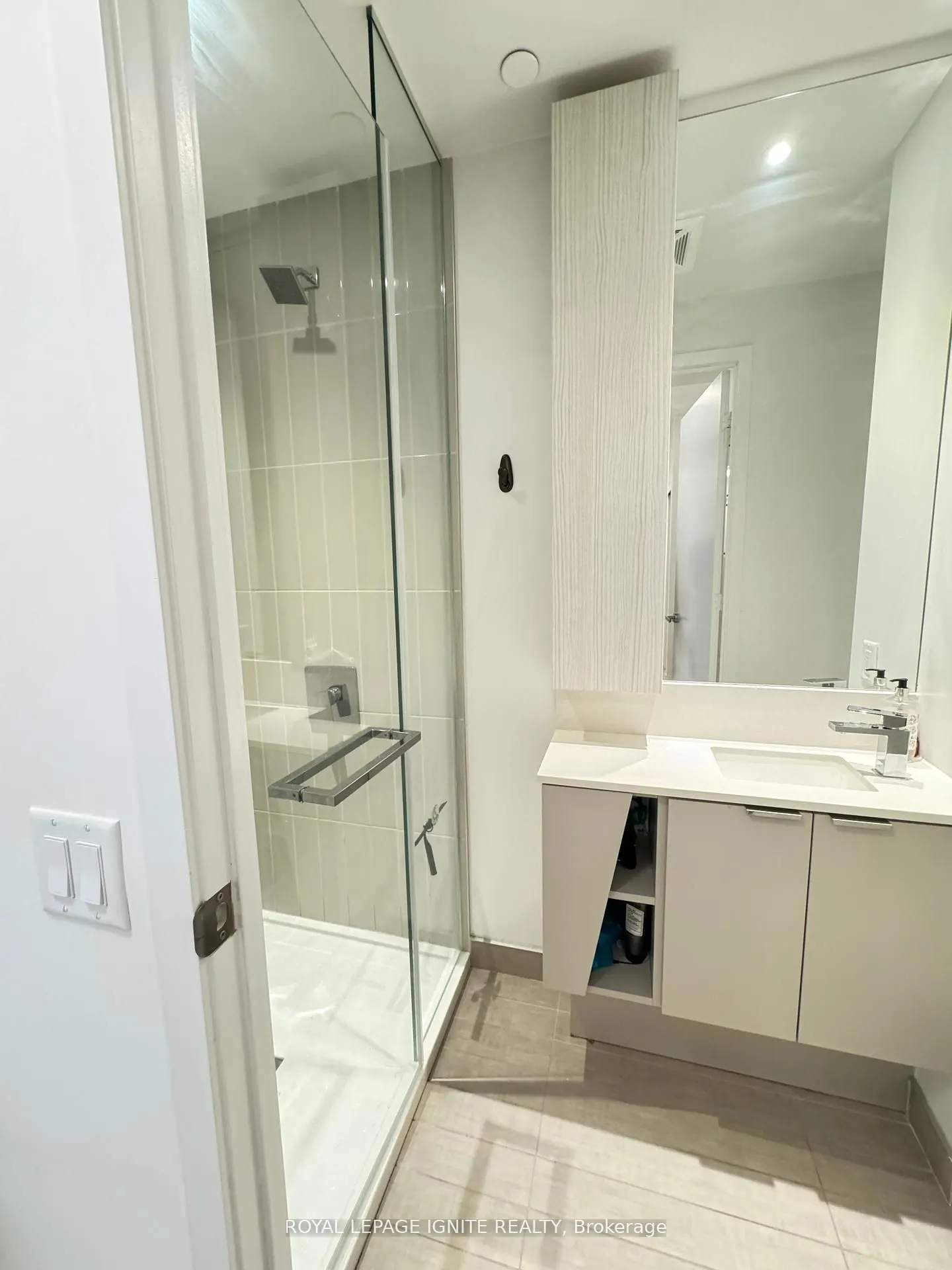 3883 Quartz Road, #501