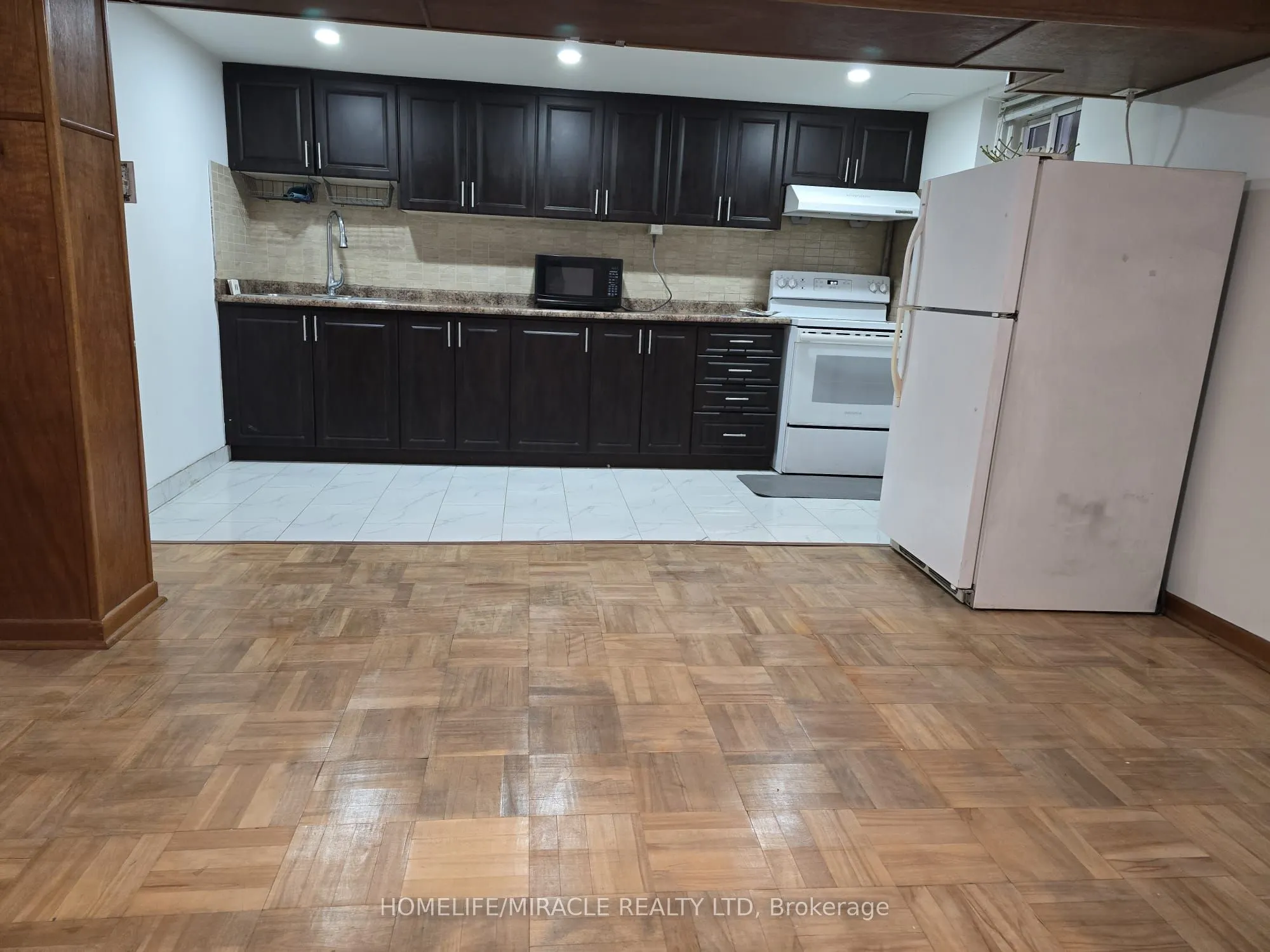 37 Cameo Crescent, #Bsmt