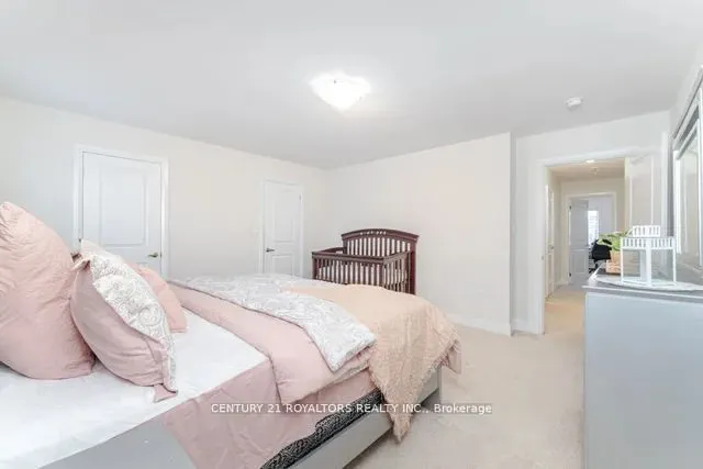 77 Enford Crescent