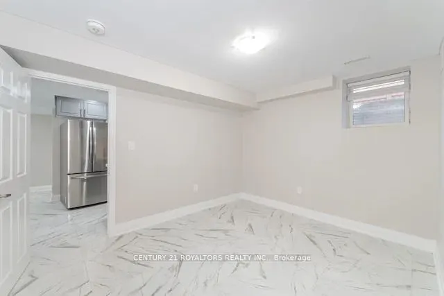 77 Enford Crescent