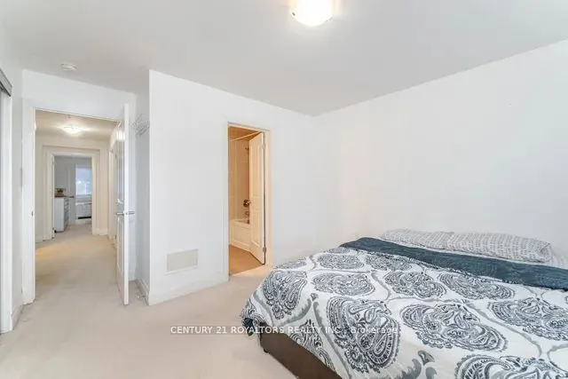 77 Enford Crescent