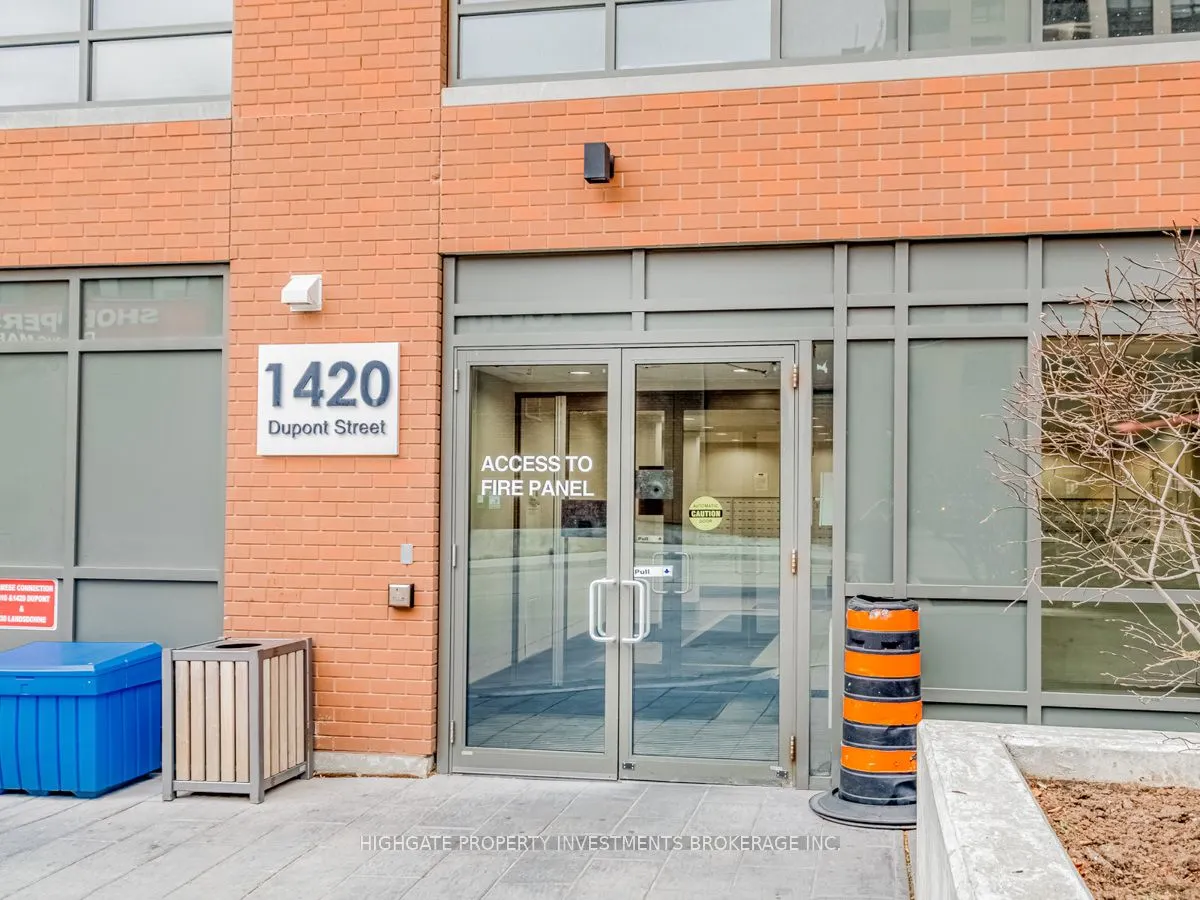 1420 Dupont Street, #806