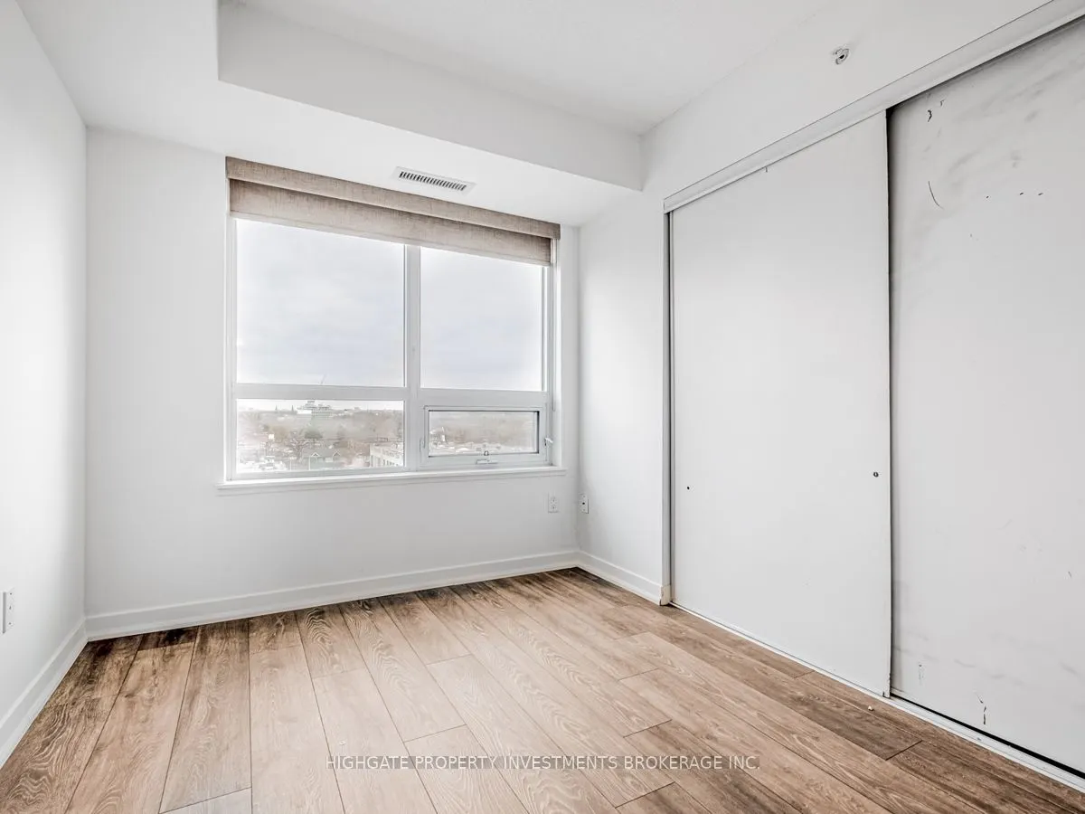 1420 Dupont Street, #806