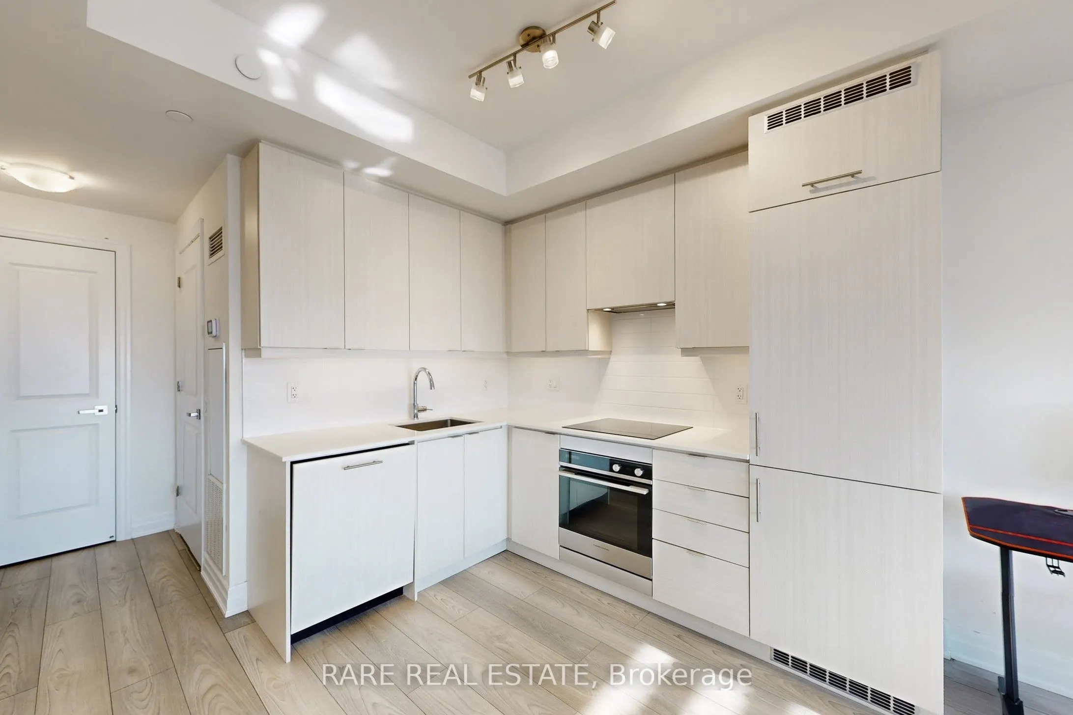 36 Elm Drive, #3405