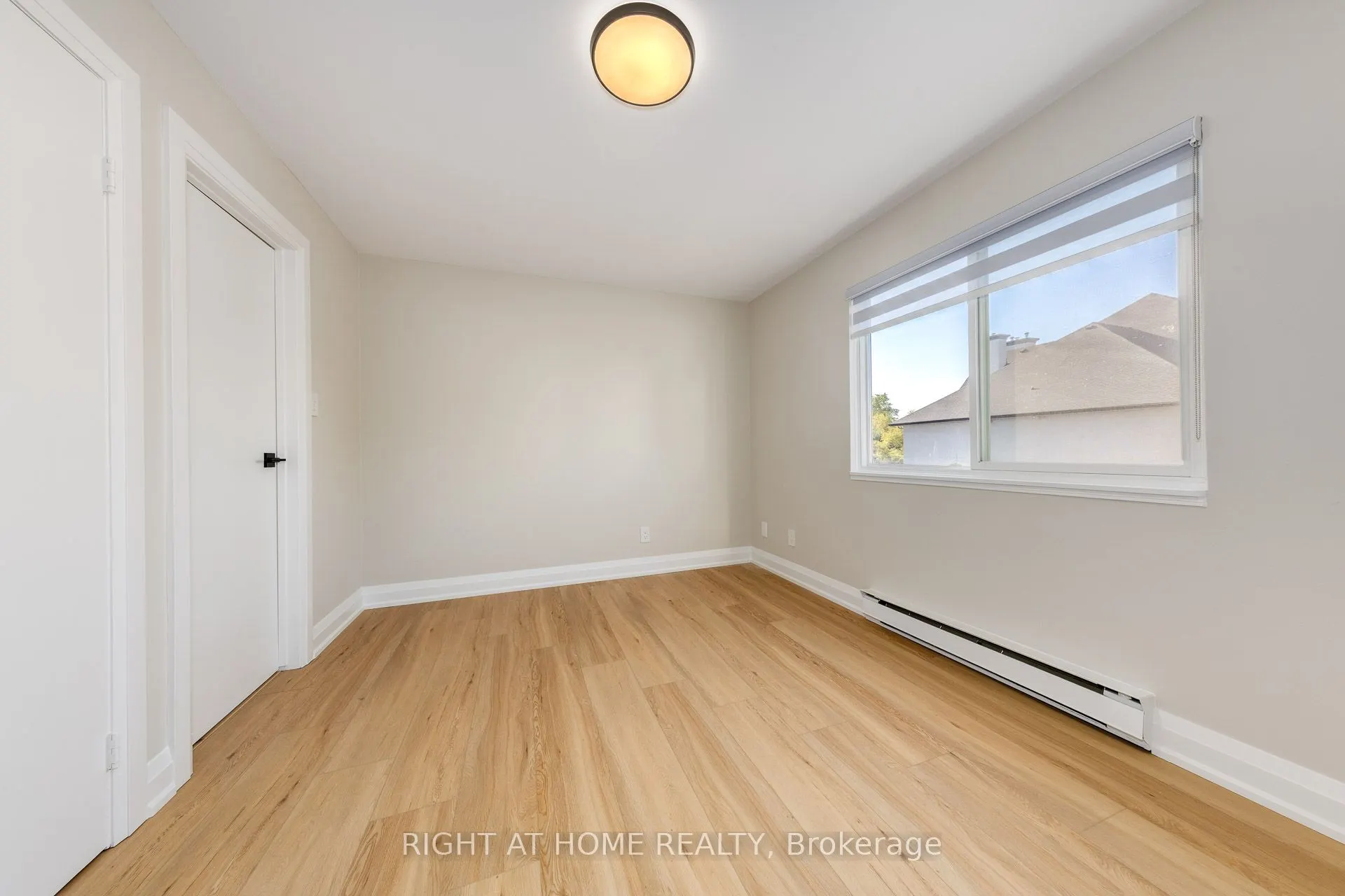 1450 Glen Abbey Gate, #722