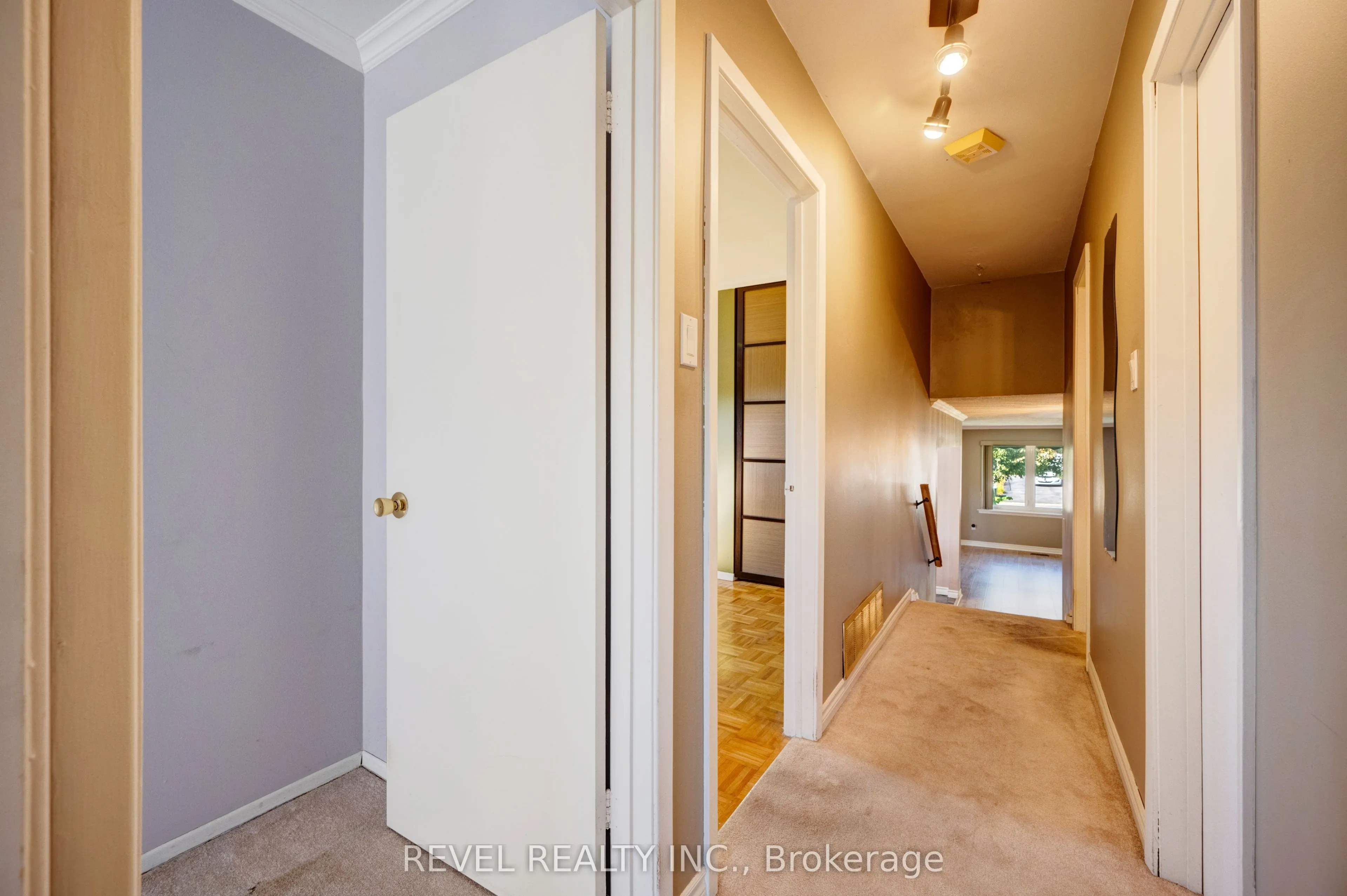 44 Marblehead Crescent