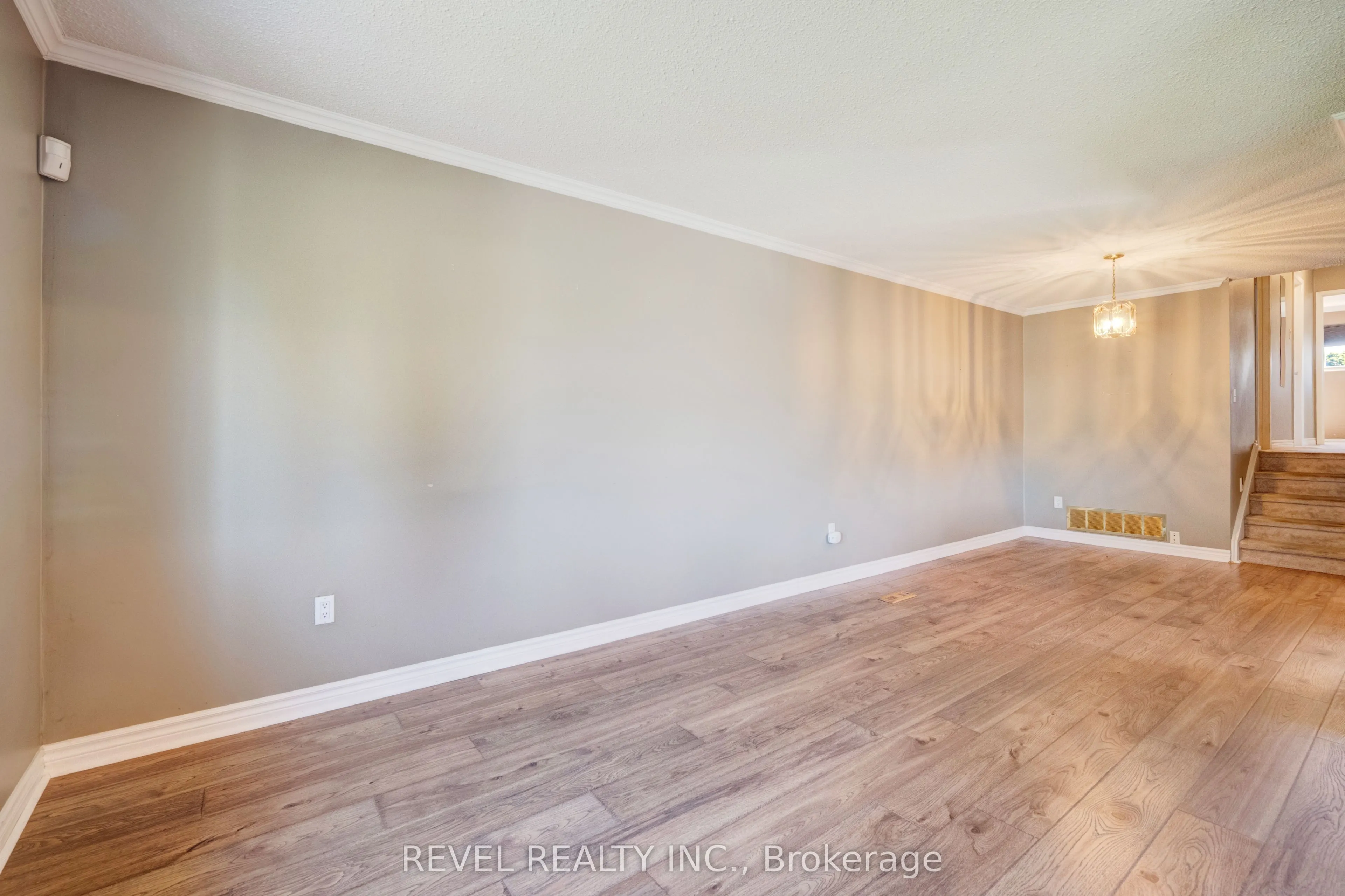 44 Marblehead Crescent