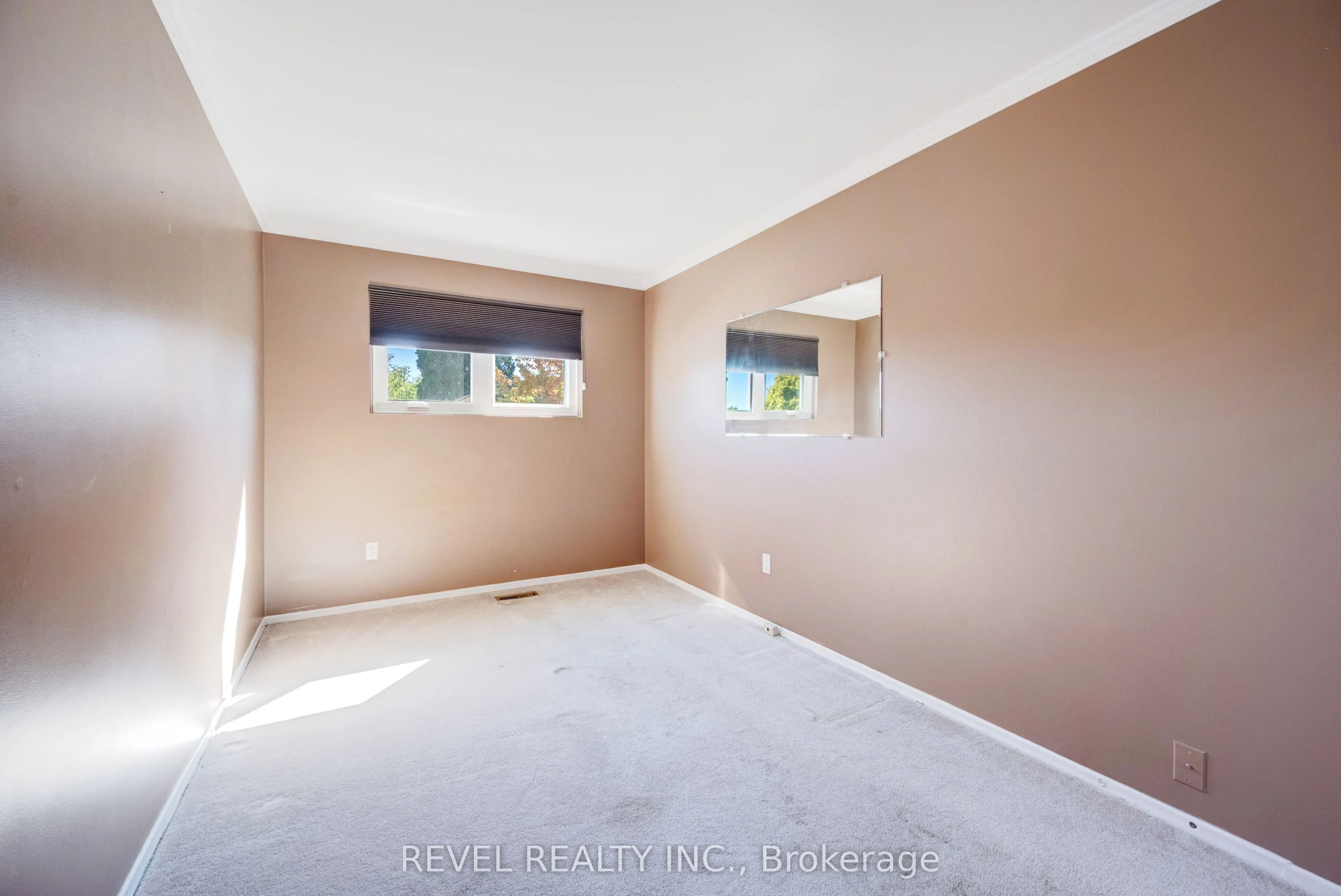 44 Marblehead Crescent