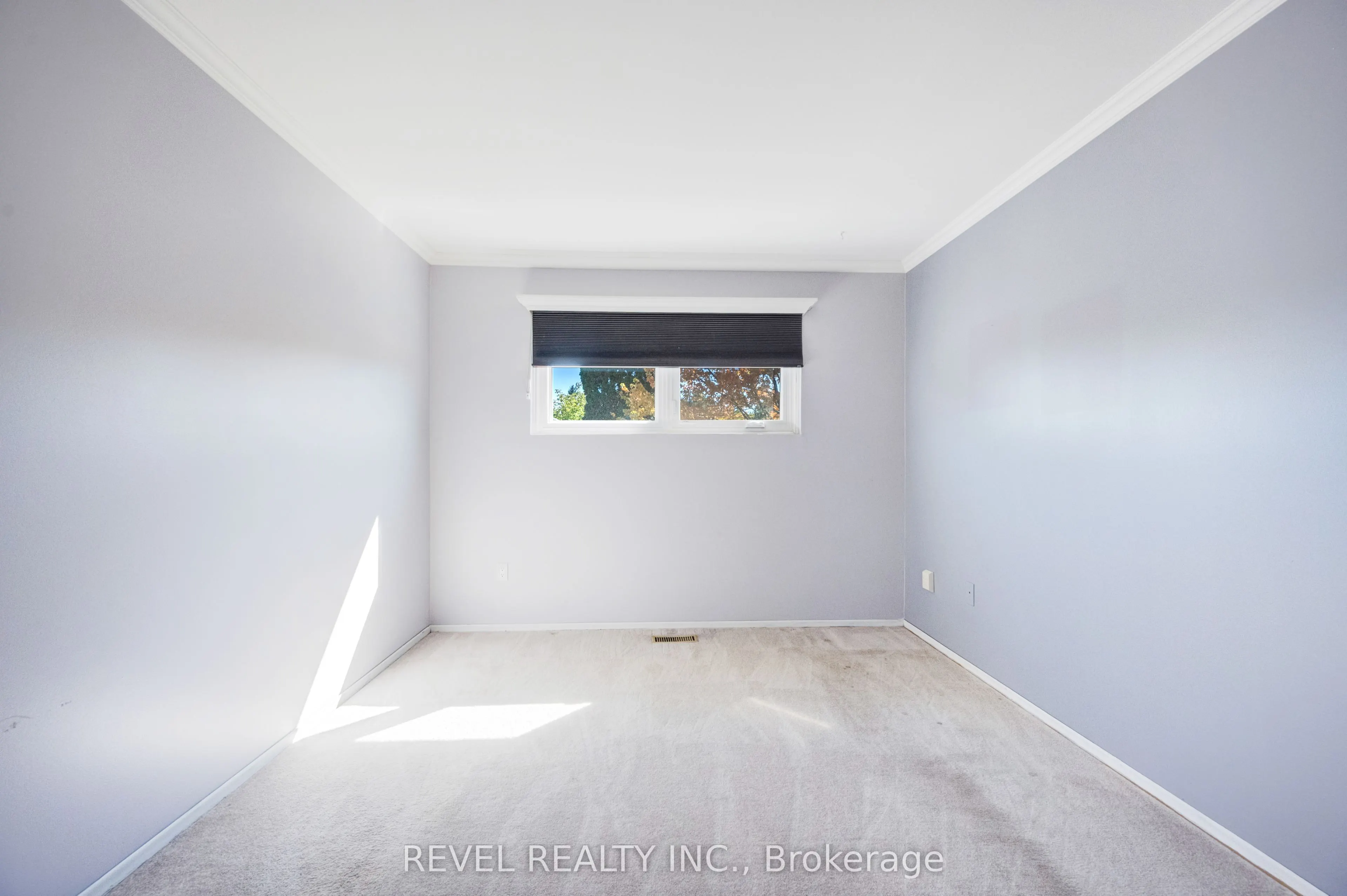 44 Marblehead Crescent