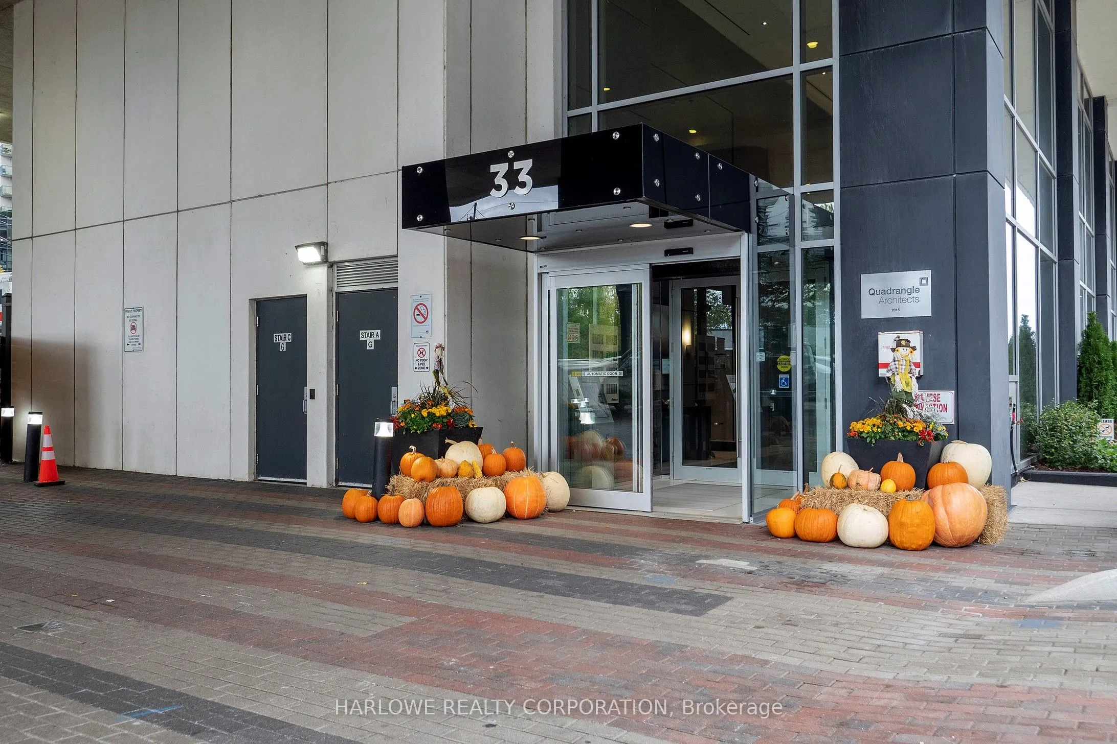 33 Shore Breeze Drive, #2006