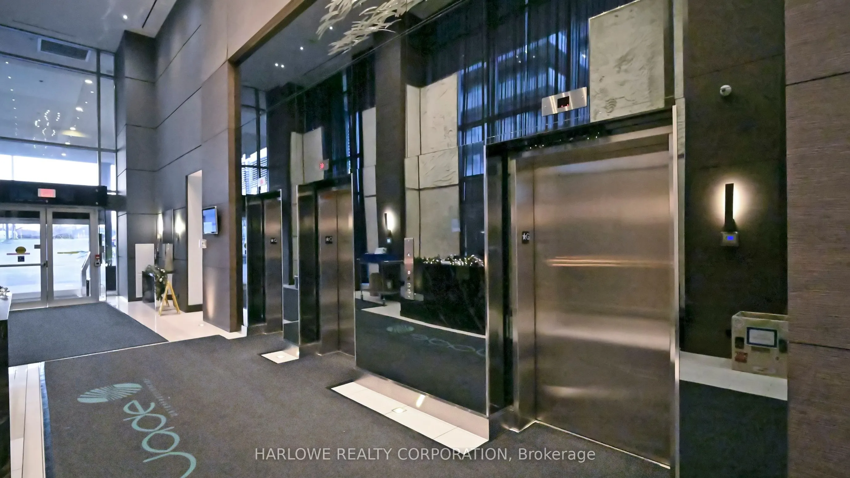 33 Shore Breeze Drive, #2006