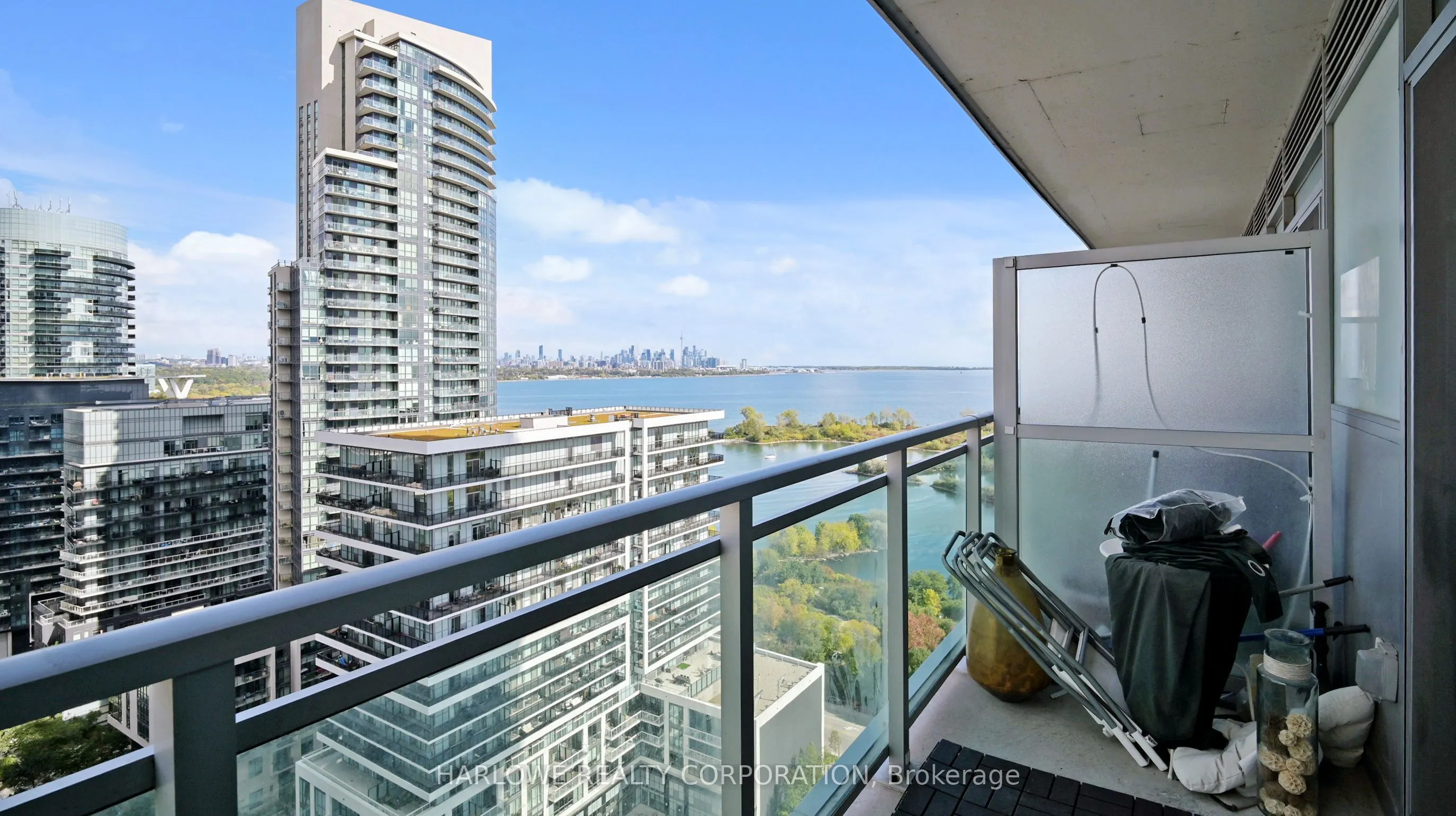 33 Shore Breeze Drive, #2006