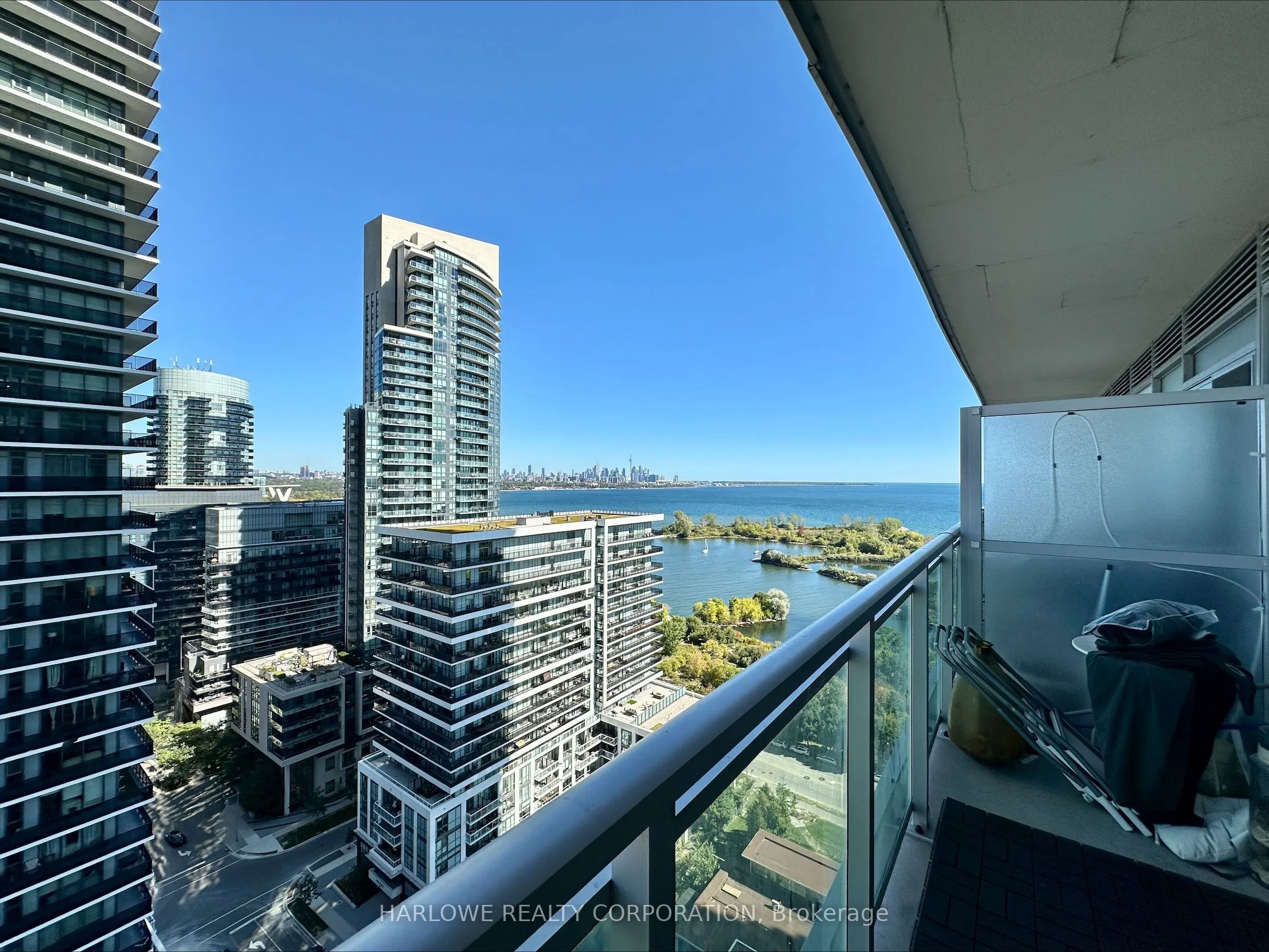 33 Shore Breeze Drive, #2006