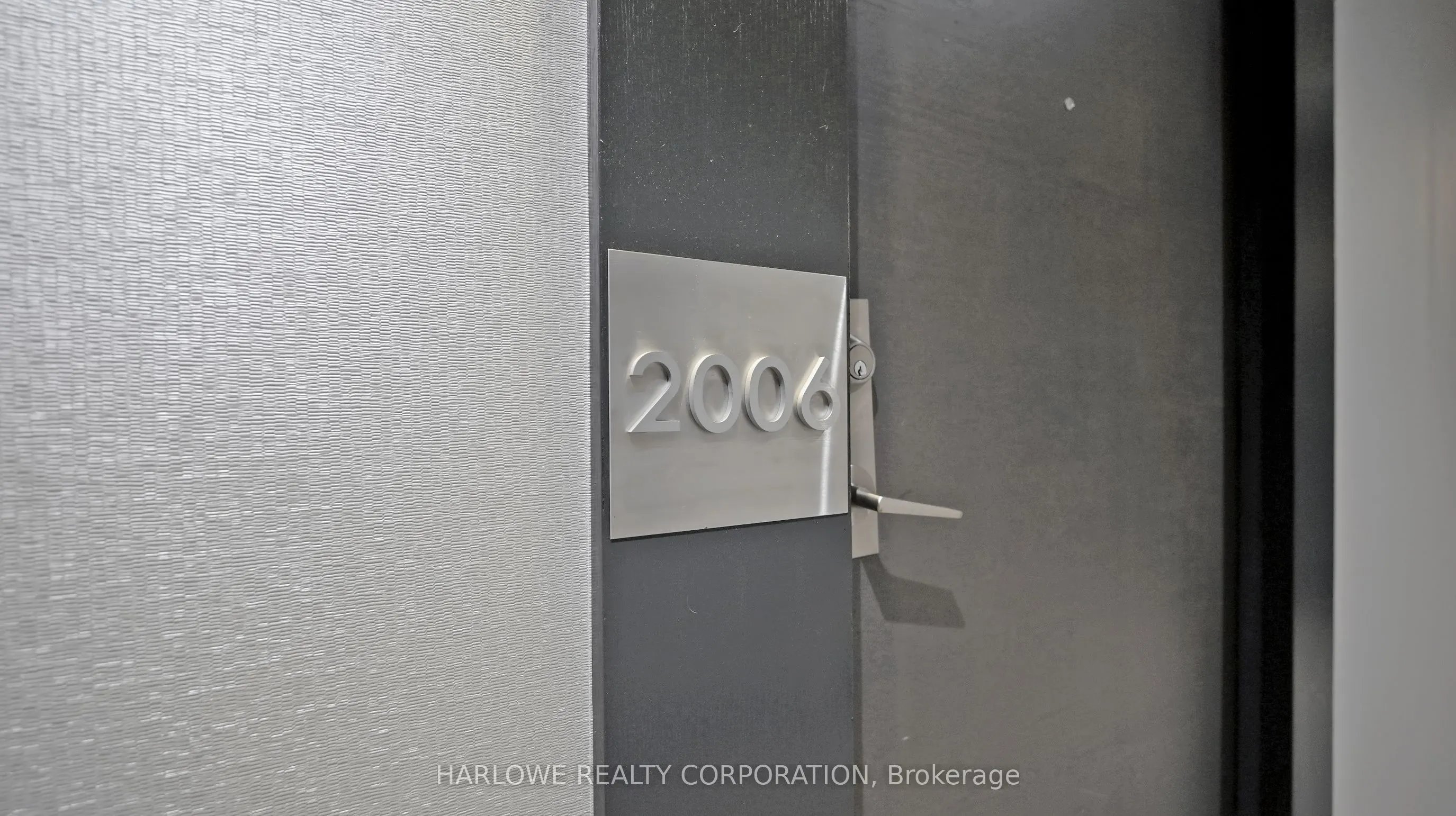 33 Shore Breeze Drive, #2006