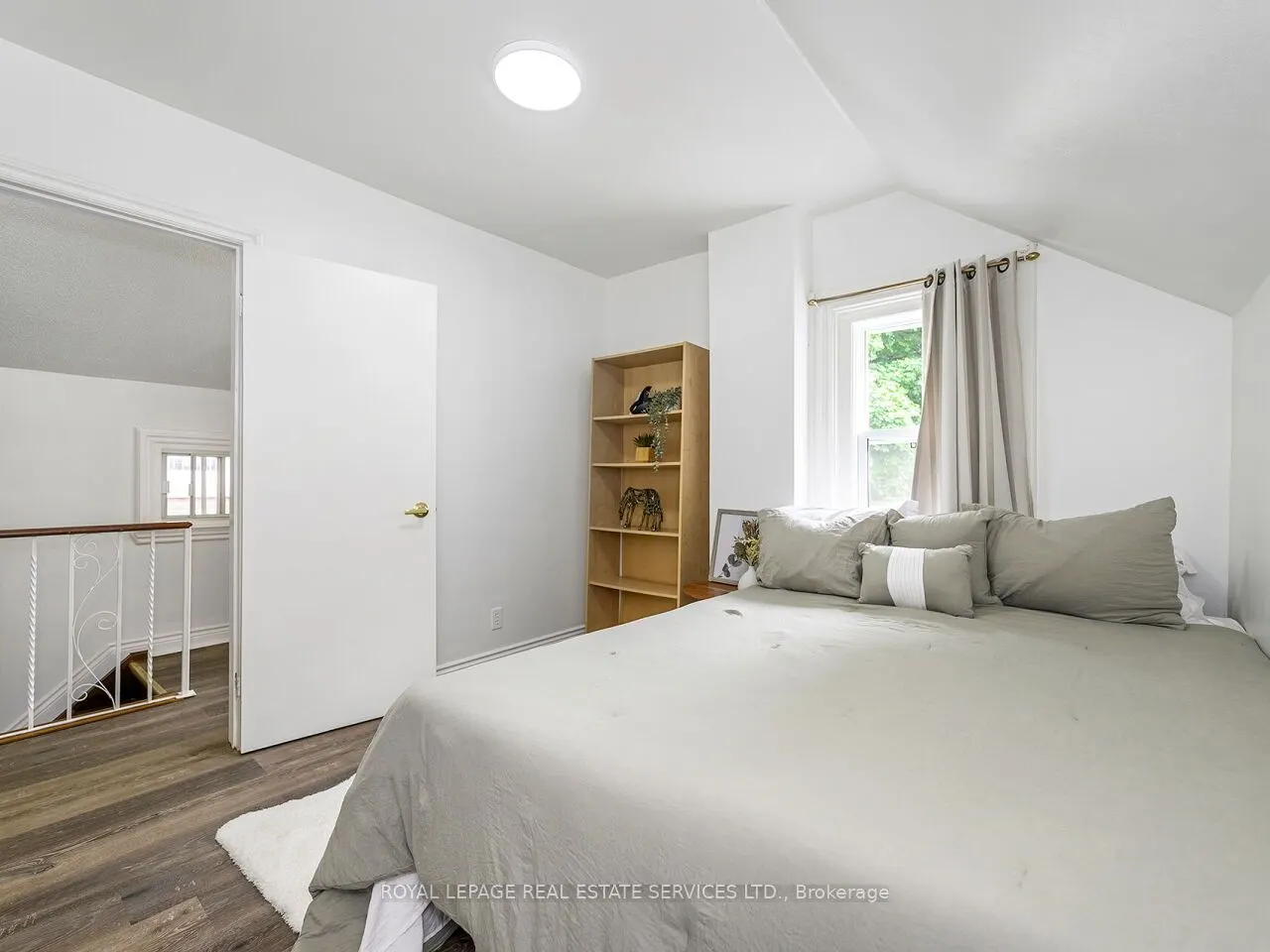 135 Bernice Crescent