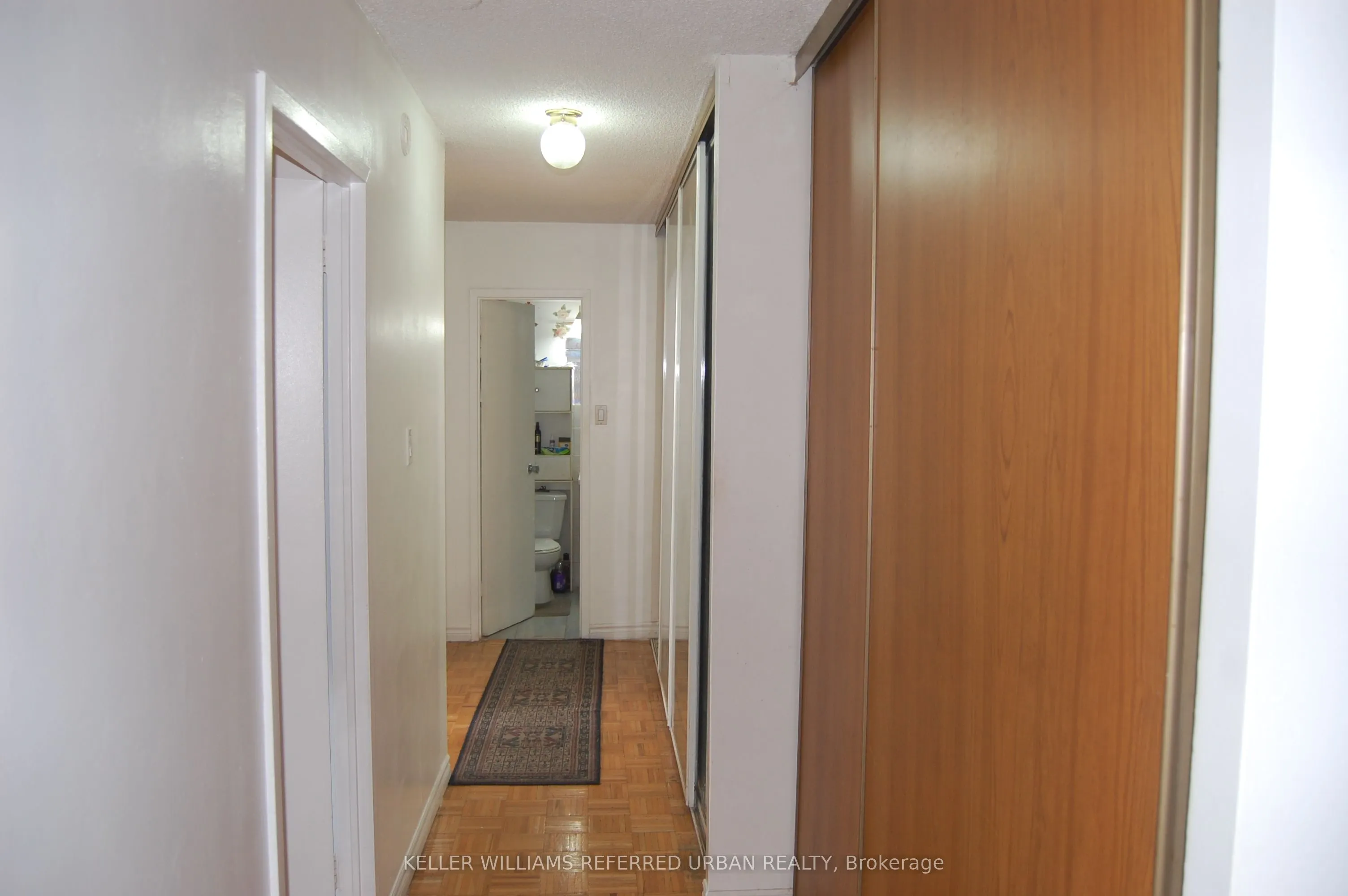 50 Lotherton Pathway, #907