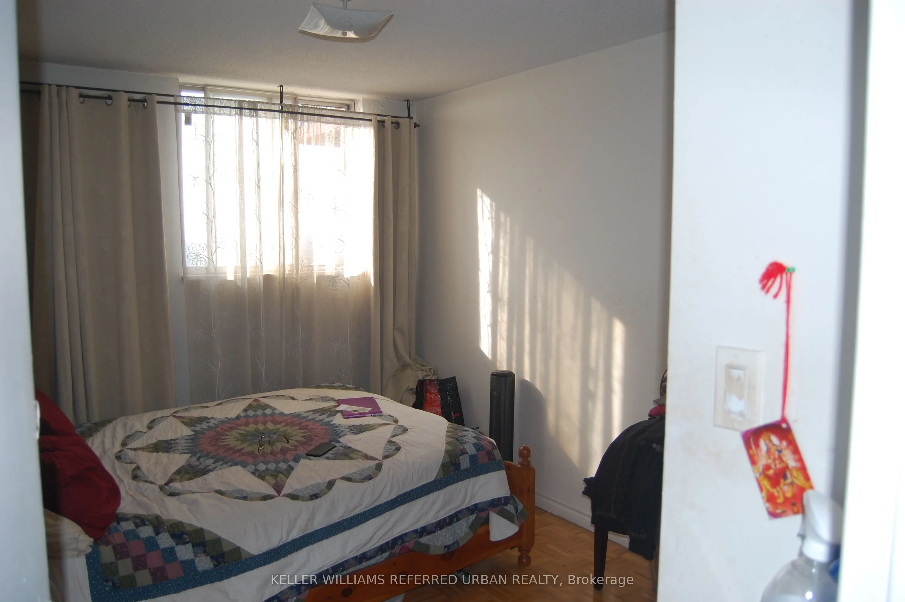 50 Lotherton Pathway, #907