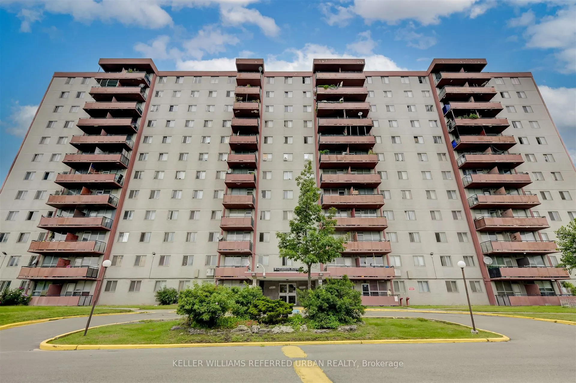 50 Lotherton Pathway, #907