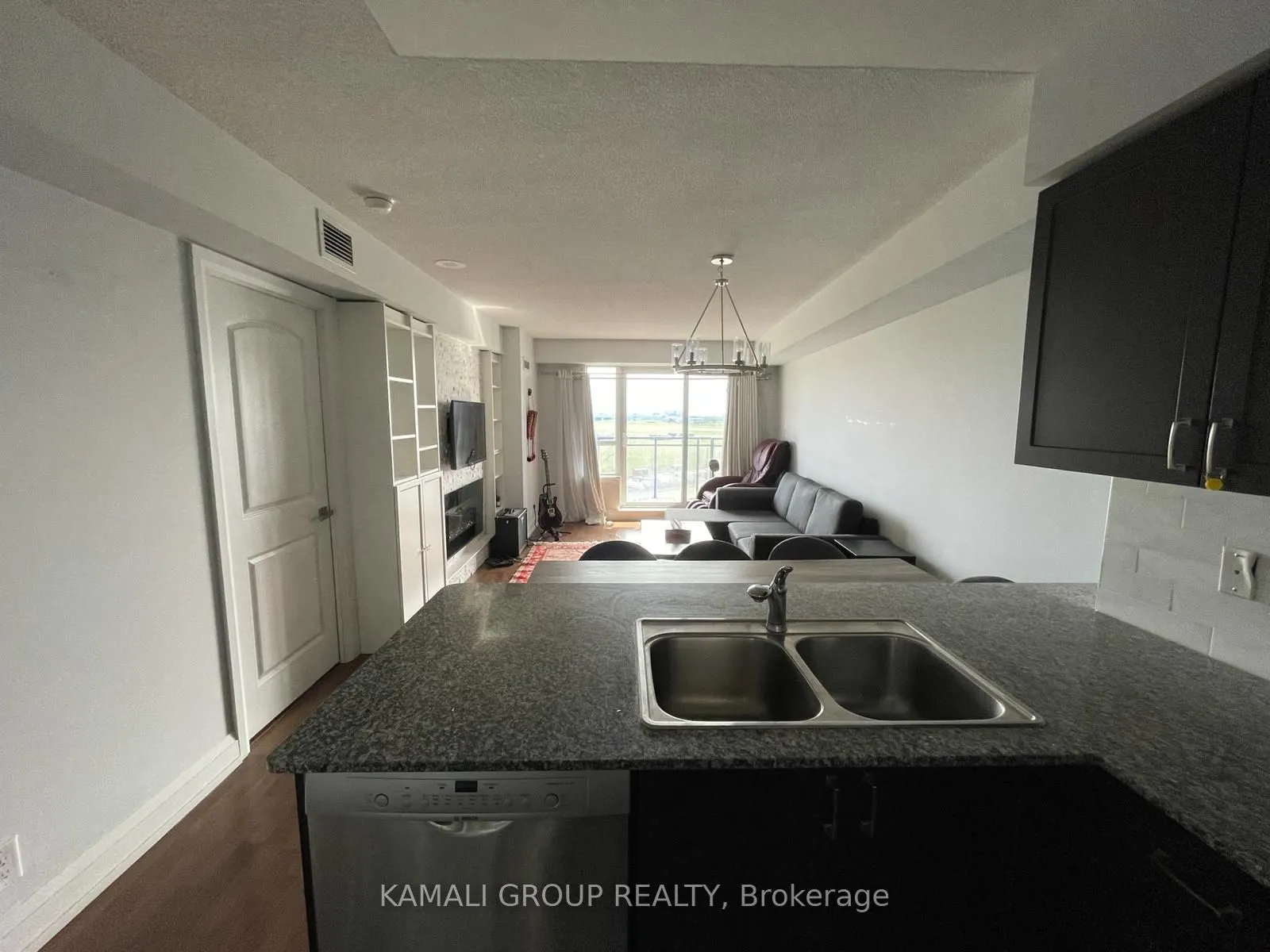 1070 Sheppard Avenue W, #609