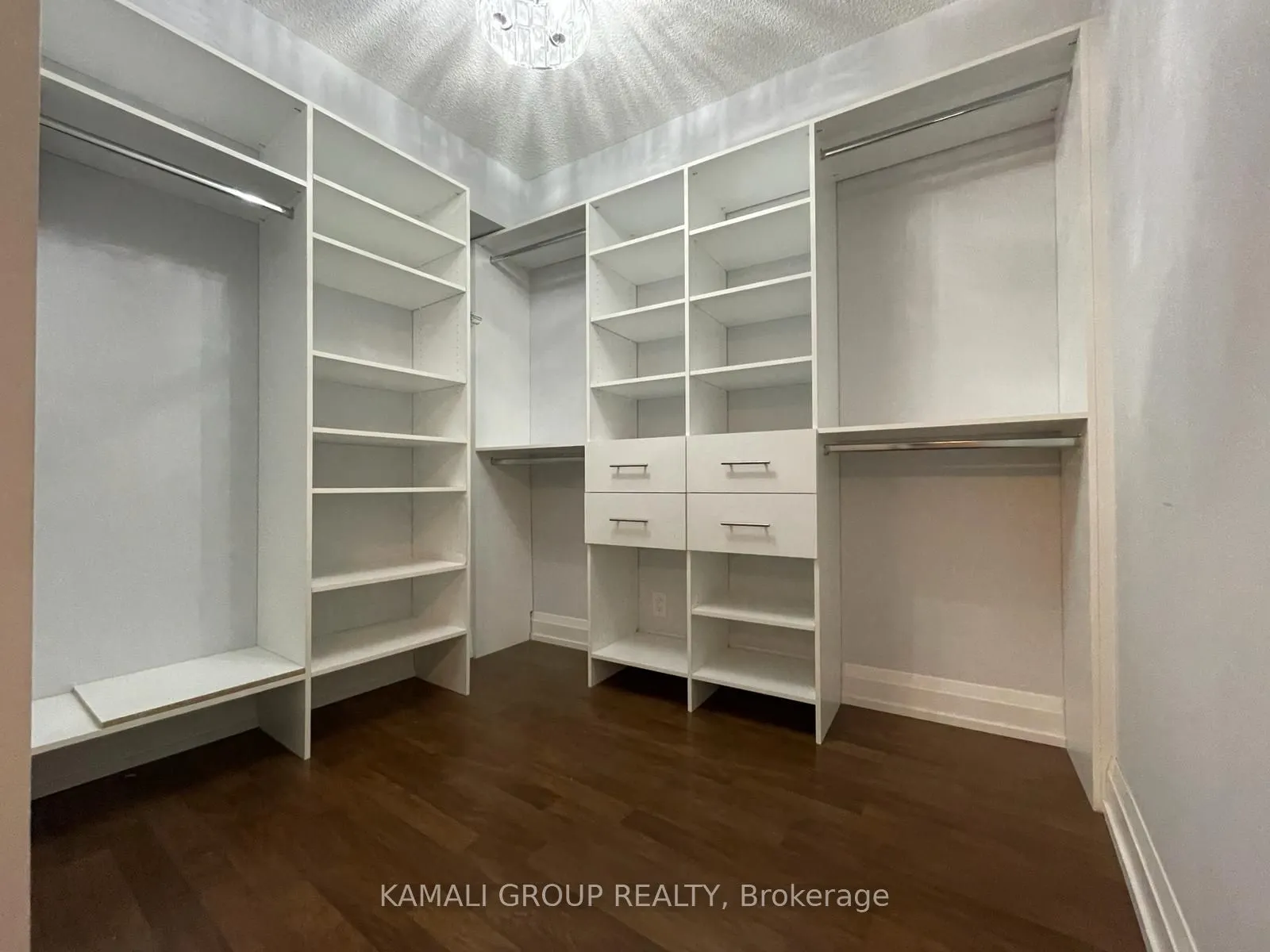 1070 Sheppard Avenue W, #609