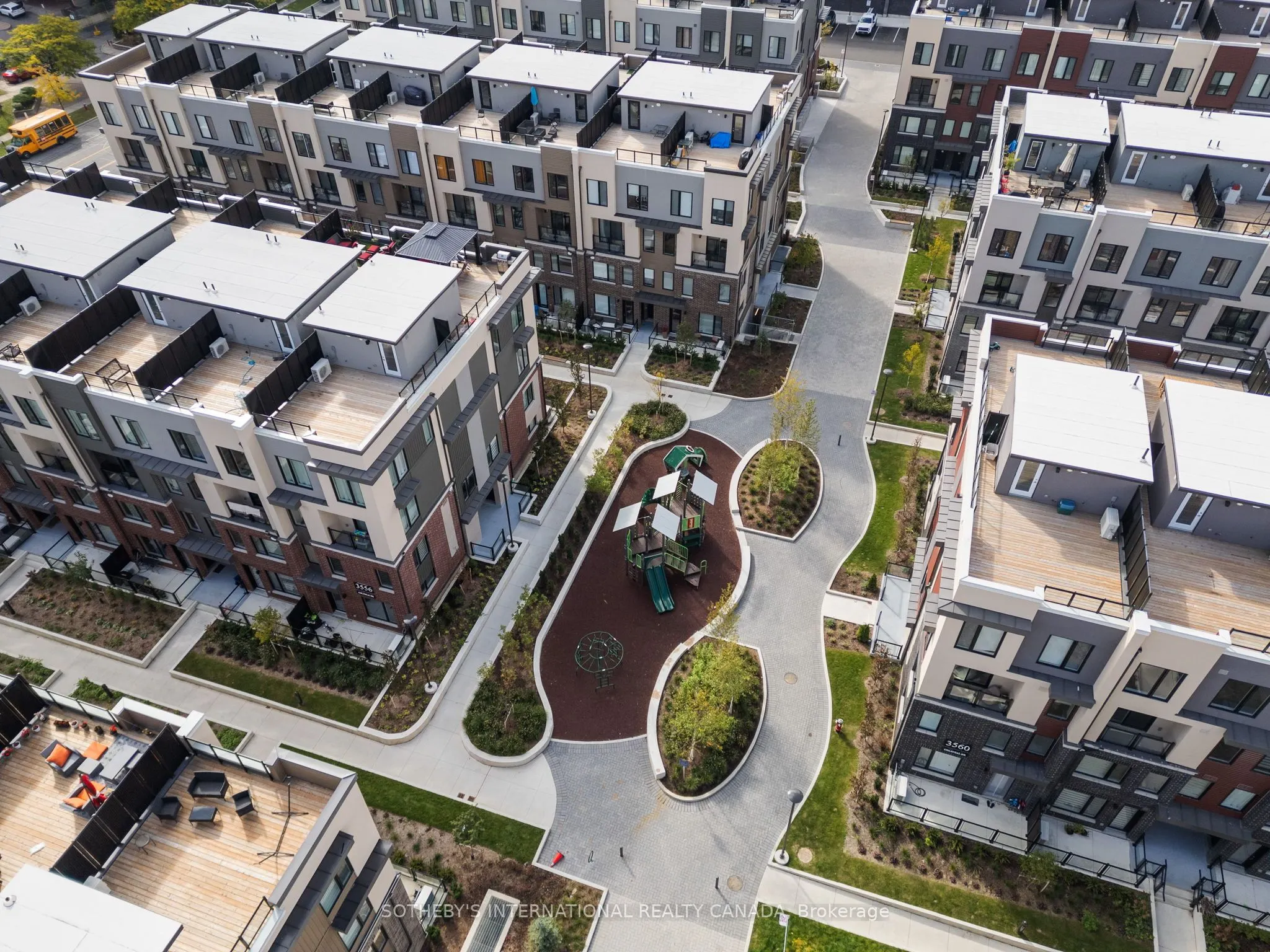 3562 Colonial Drive, #16