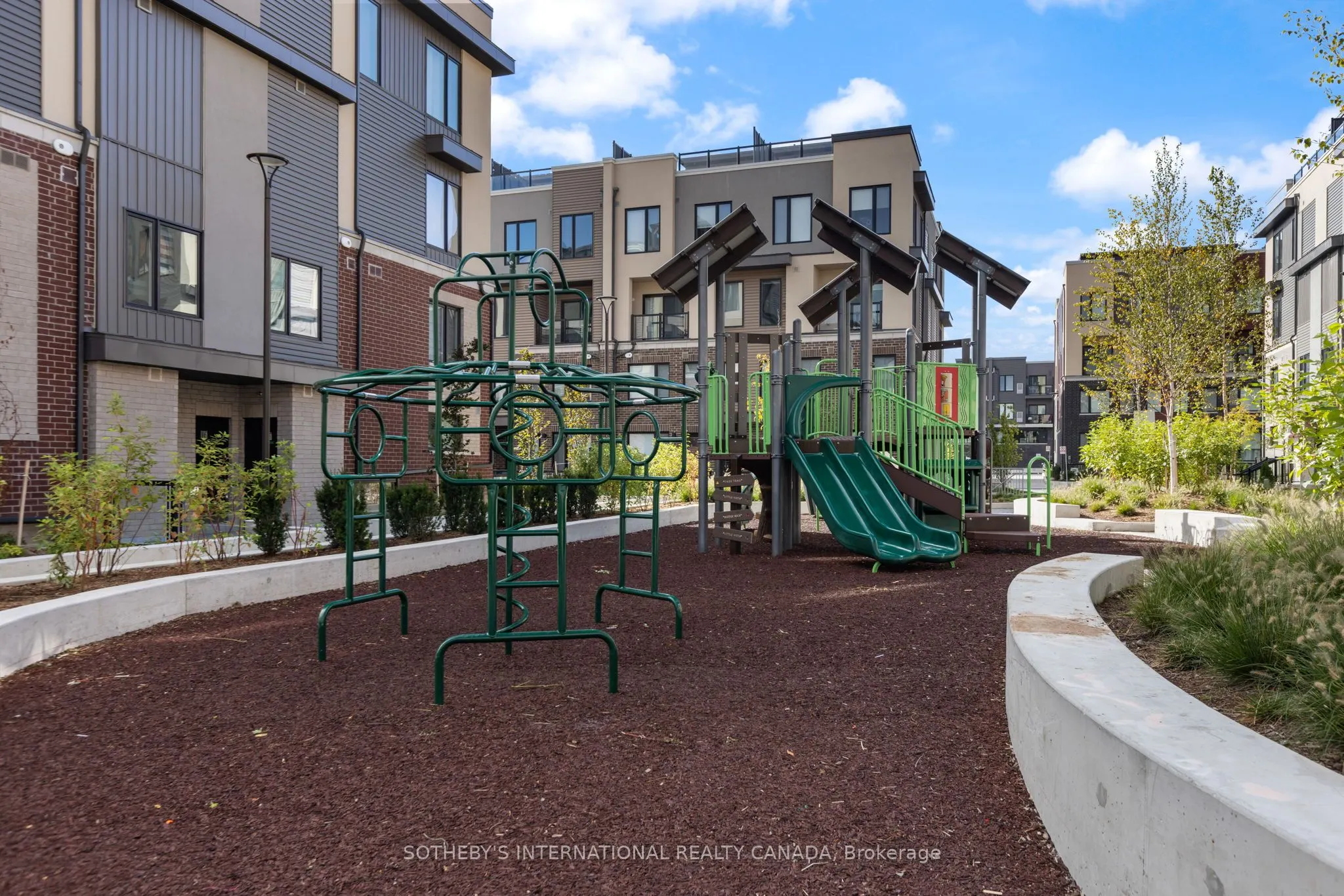 3562 Colonial Drive, #16