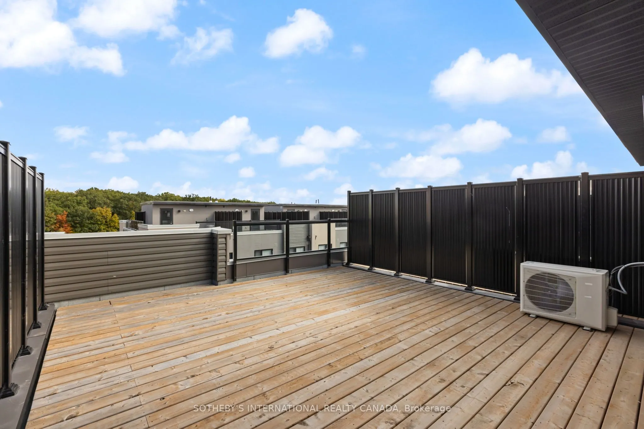 3562 Colonial Drive, #16