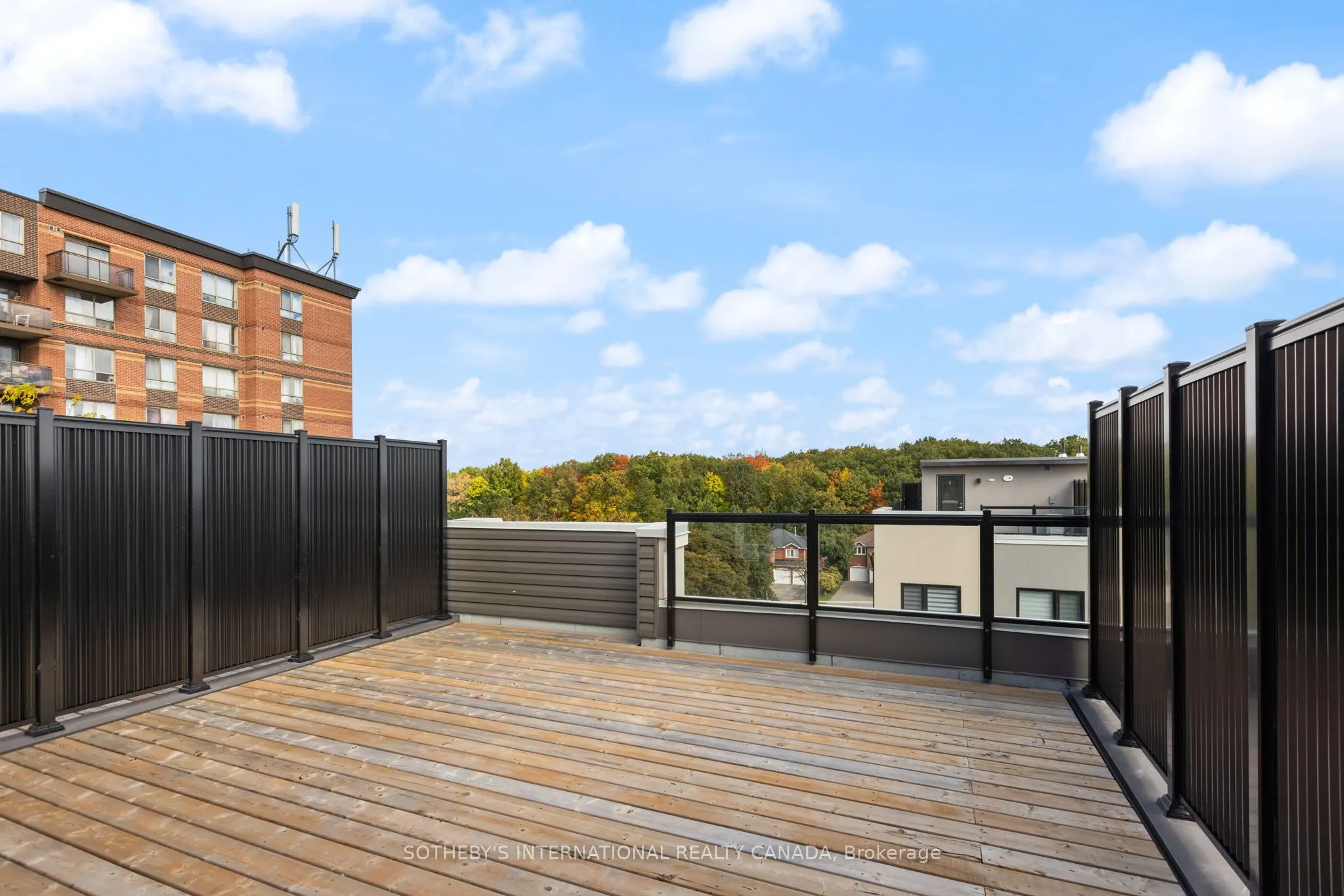 3562 Colonial Drive, #16