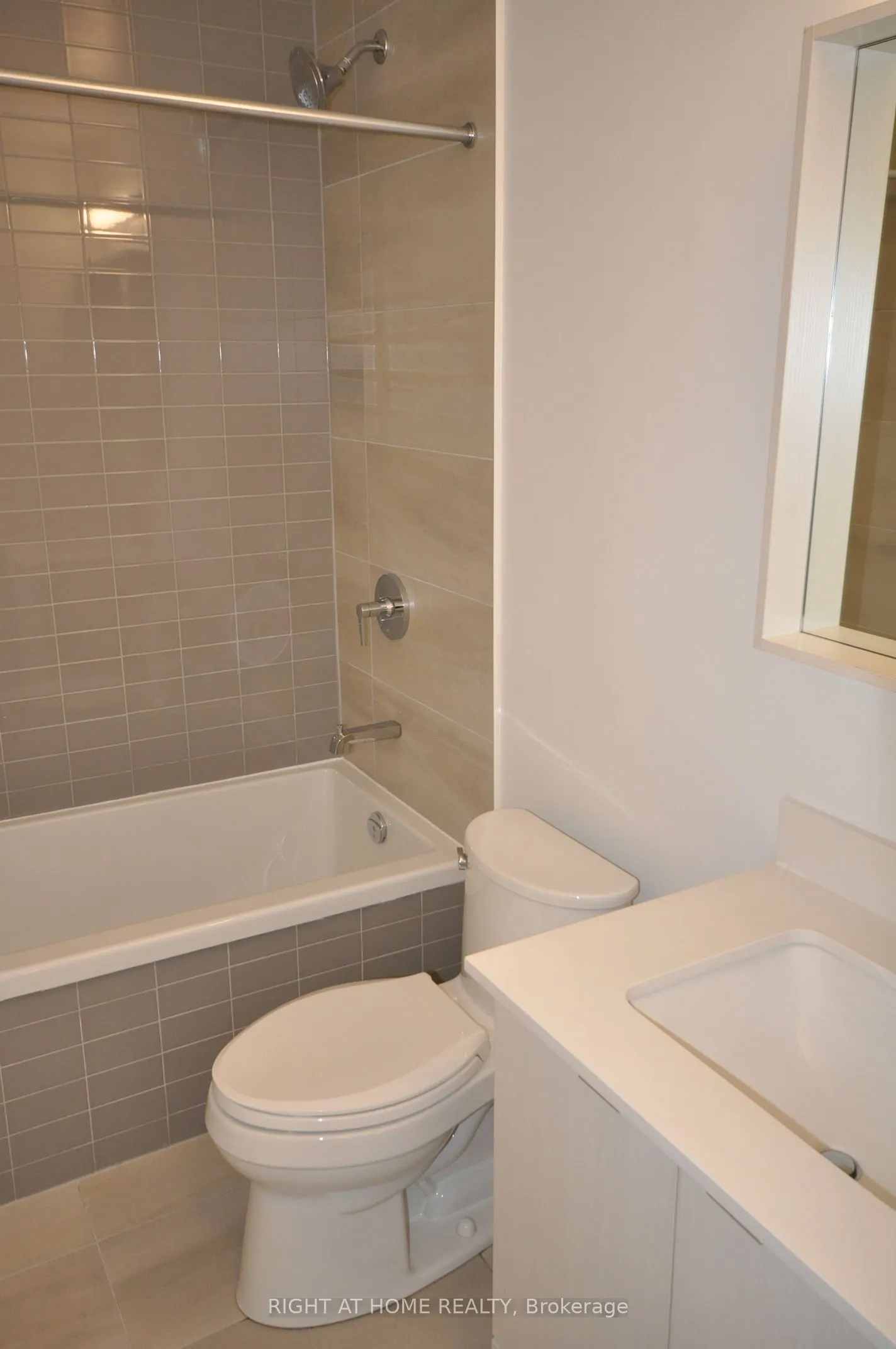 4675 Metcalfe Avenue, #308