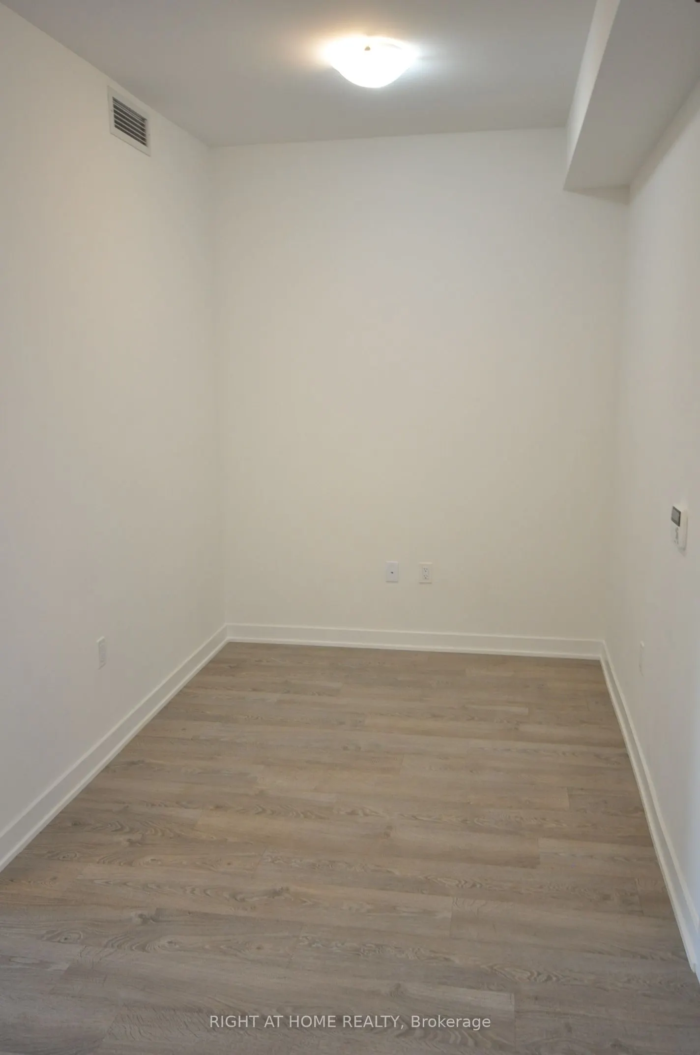 4675 Metcalfe Avenue, #308