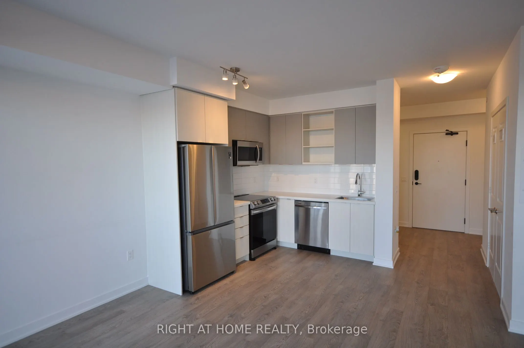 4675 Metcalfe Avenue, #308