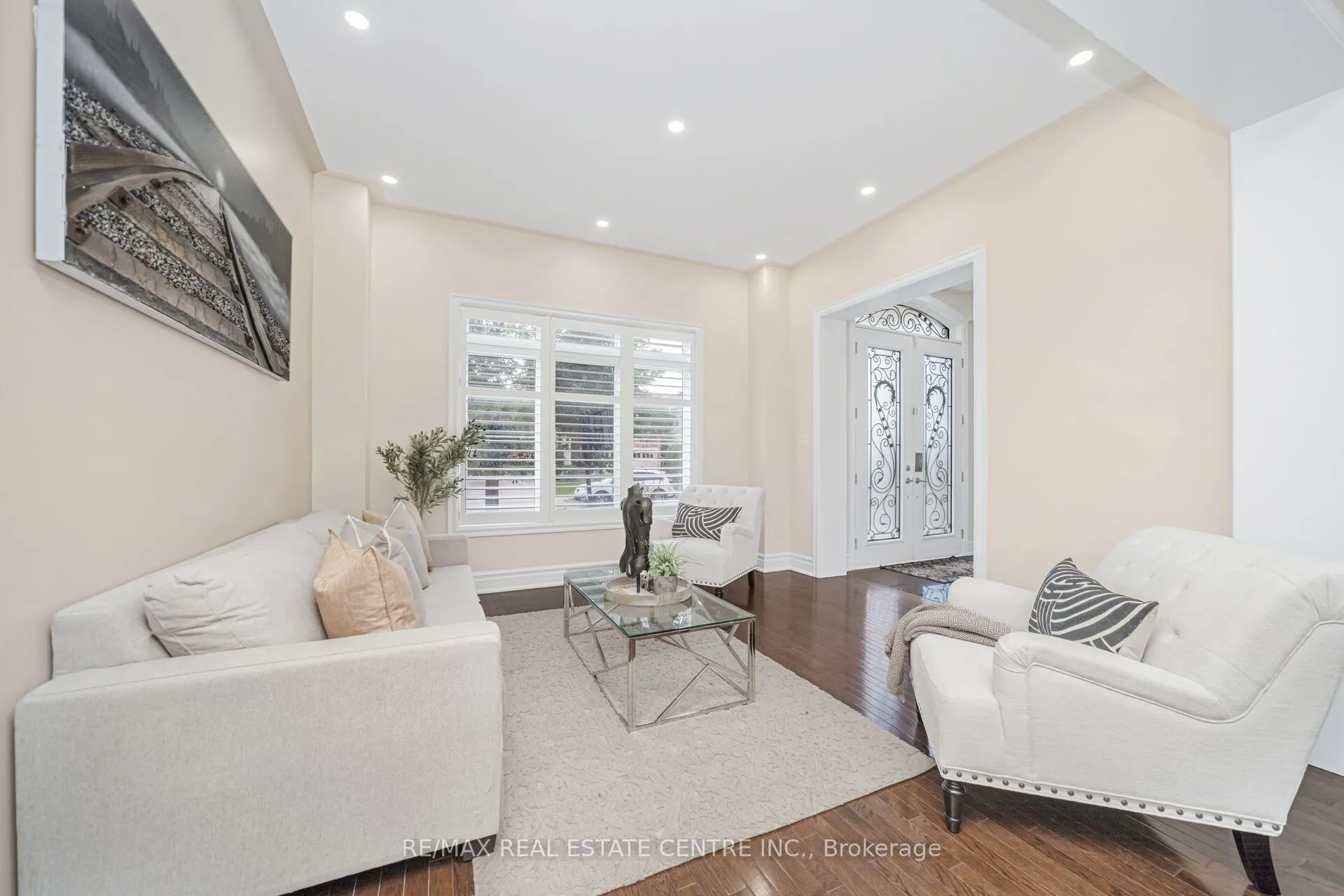 15 Interlacken Drive