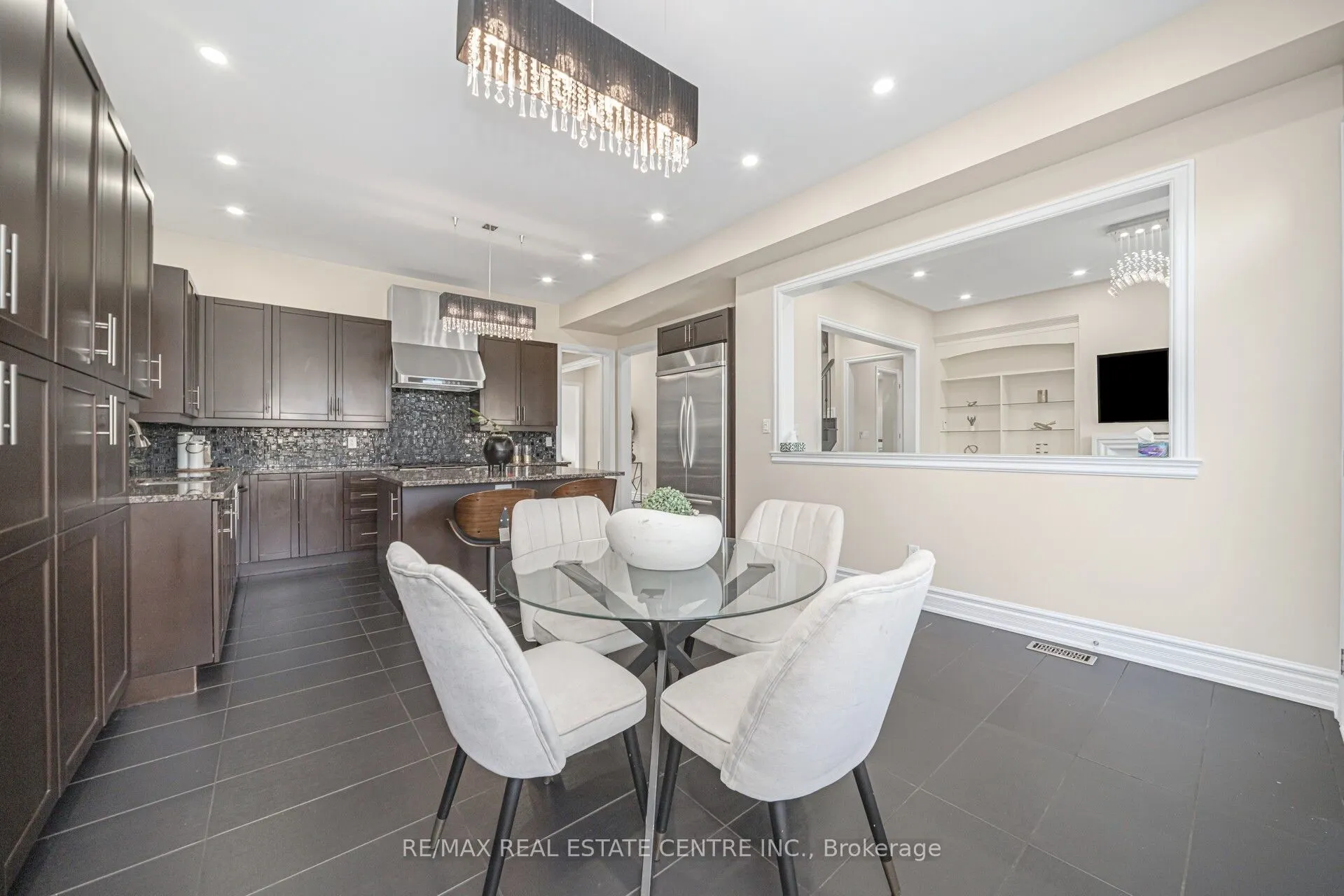 15 Interlacken Drive