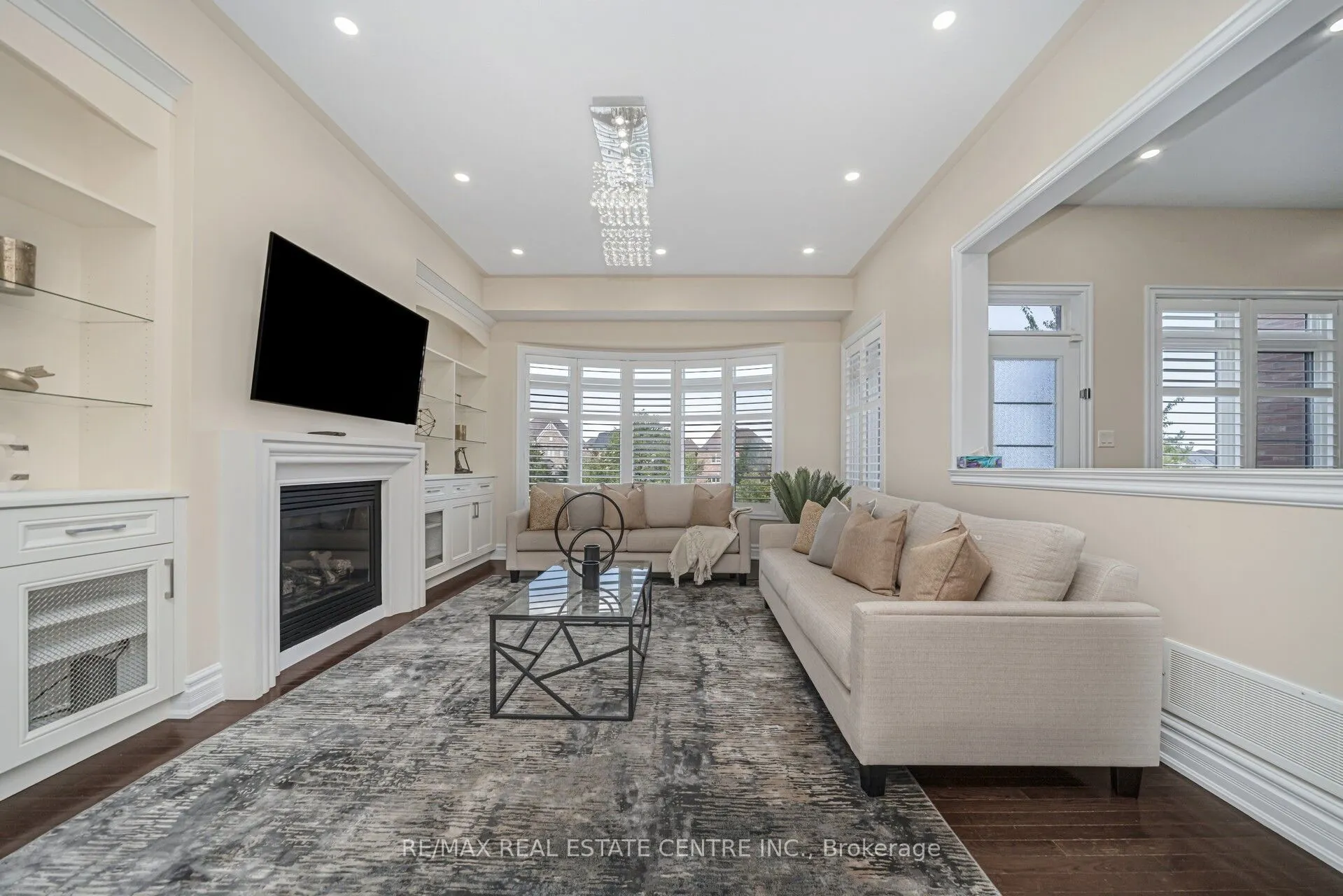 15 Interlacken Drive