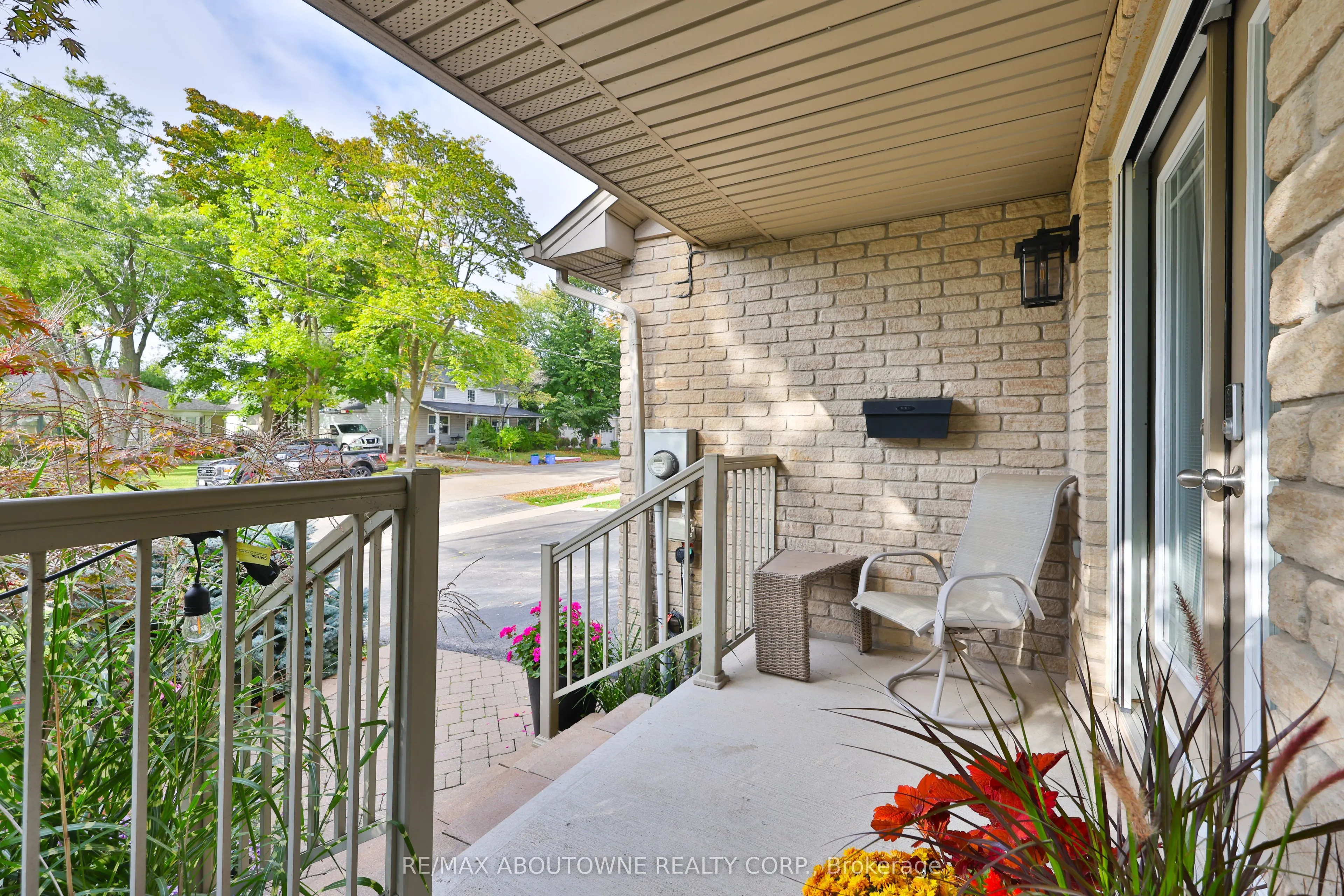 2304 Sovereign Street