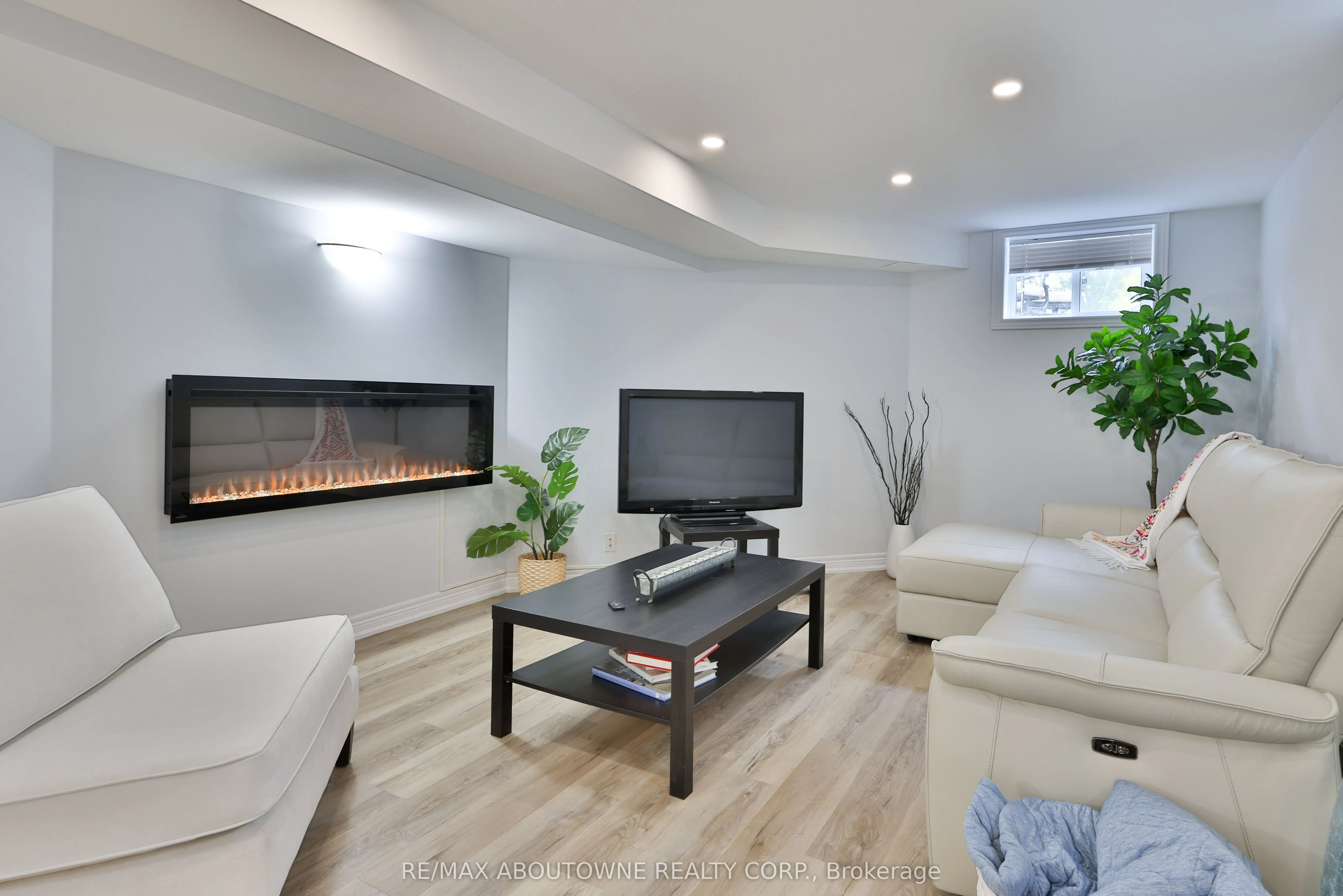 2304 Sovereign Street