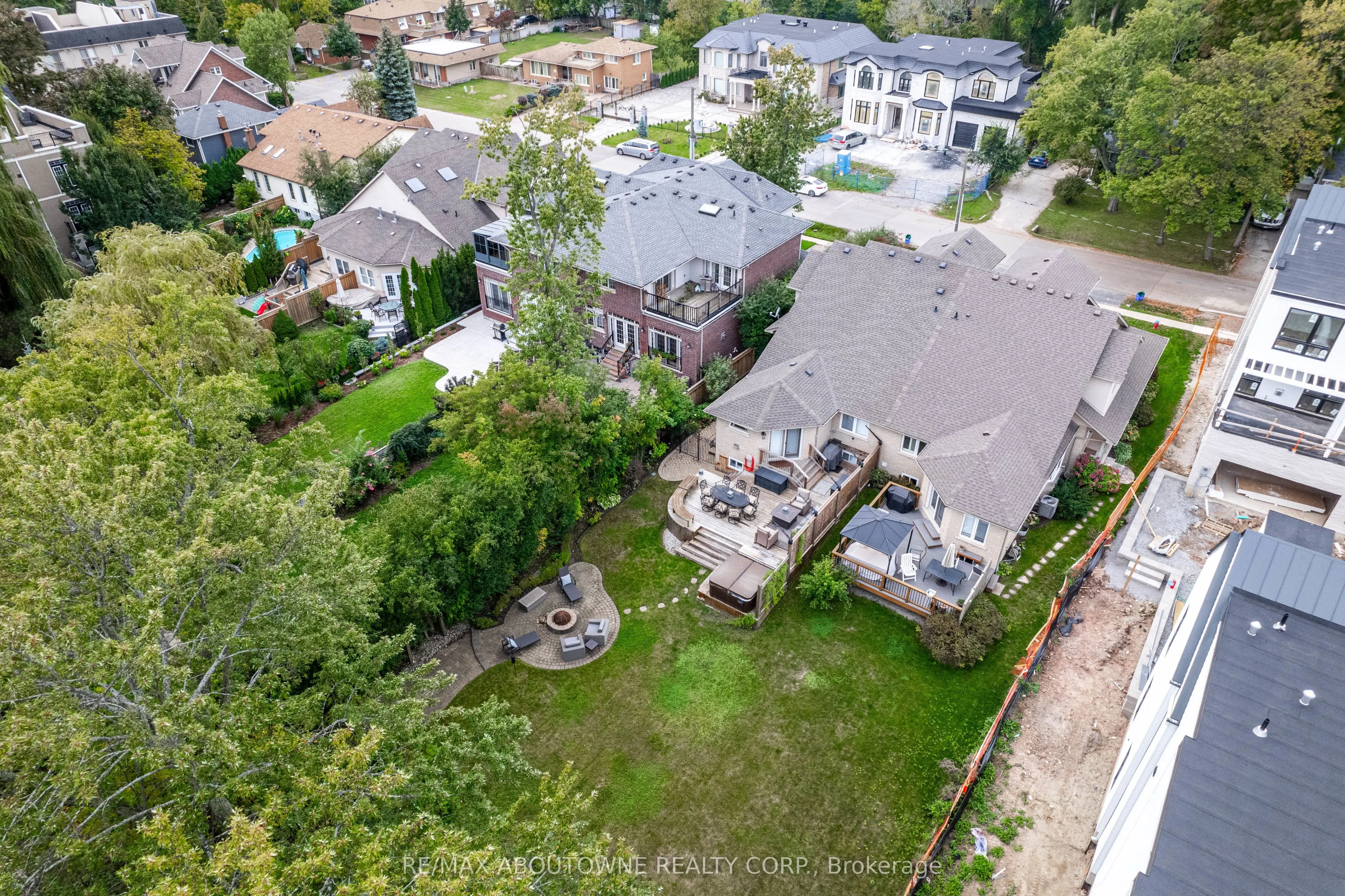 2304 Sovereign Street